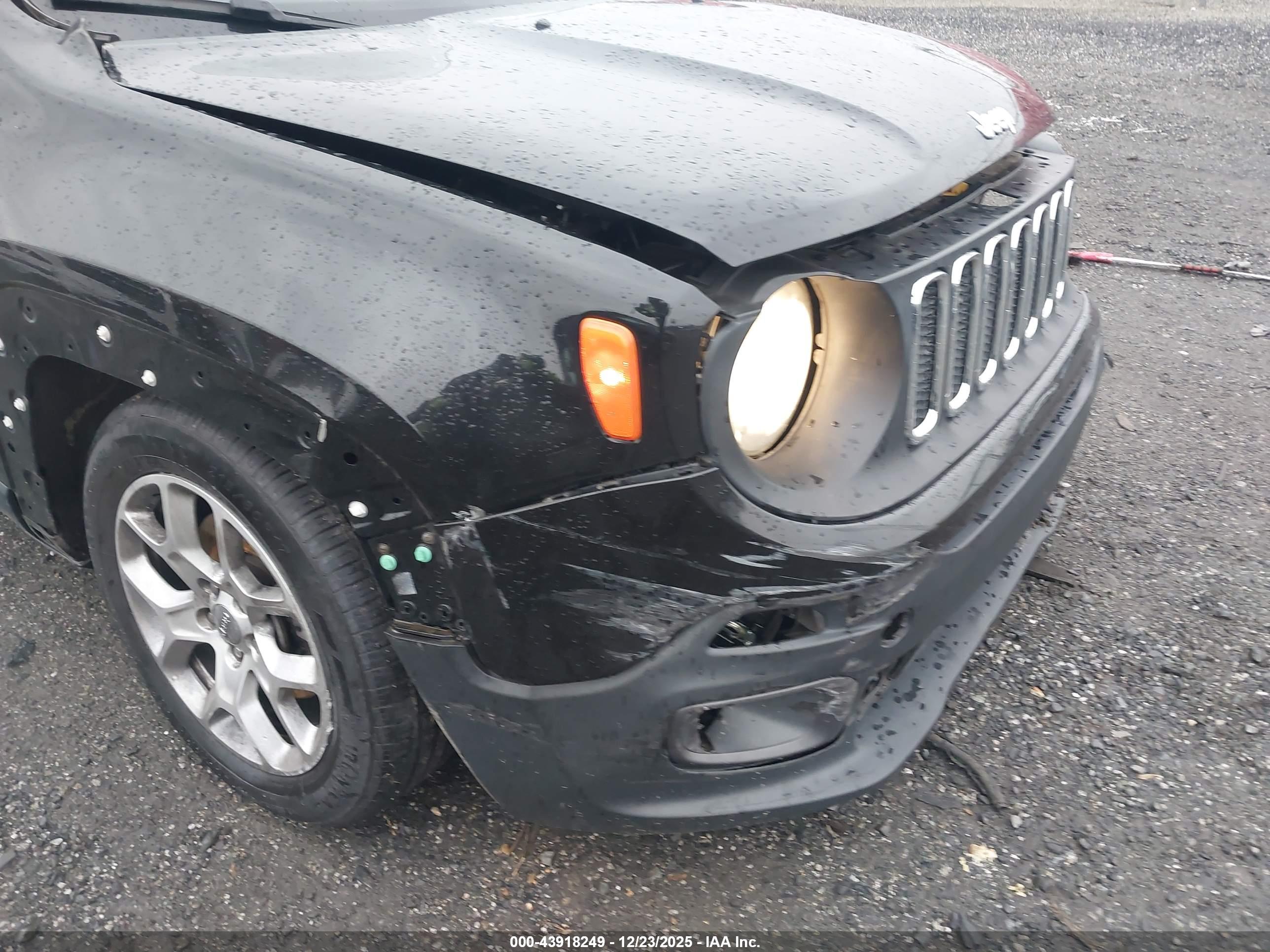 JEEP RENEGADE image 6