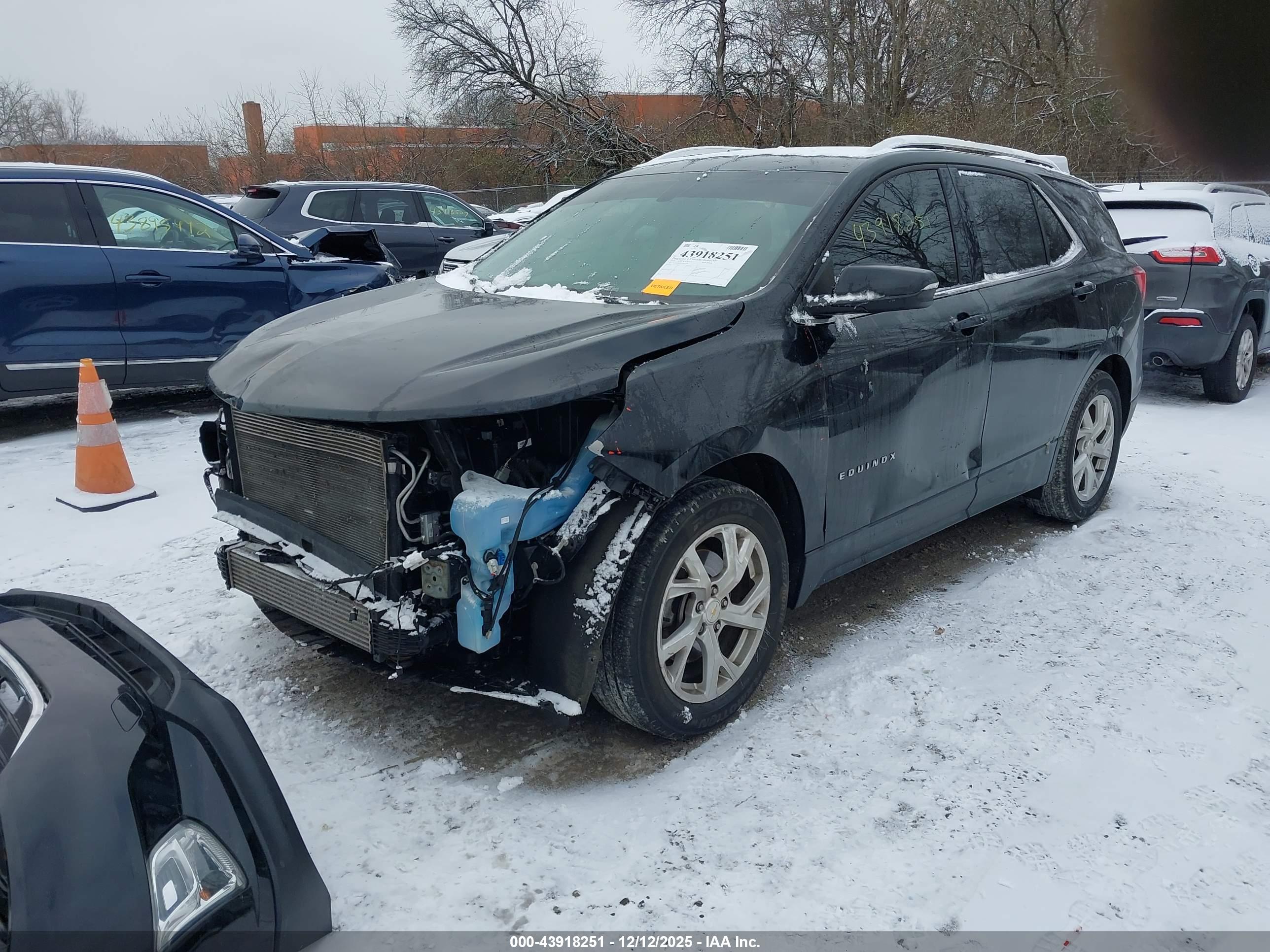 CHEVROLET EQUINOX image 2