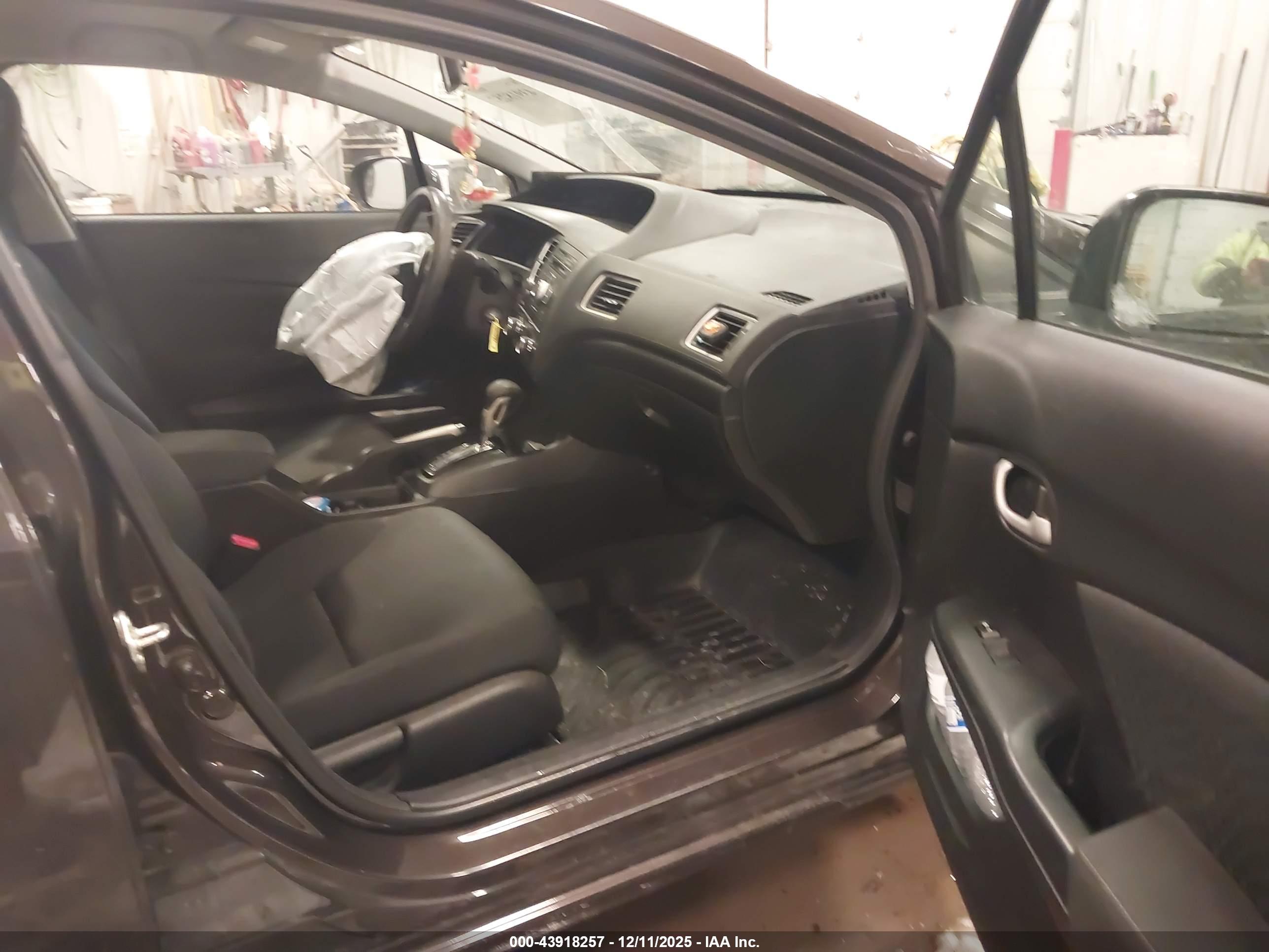 HONDA CIVIC image 5