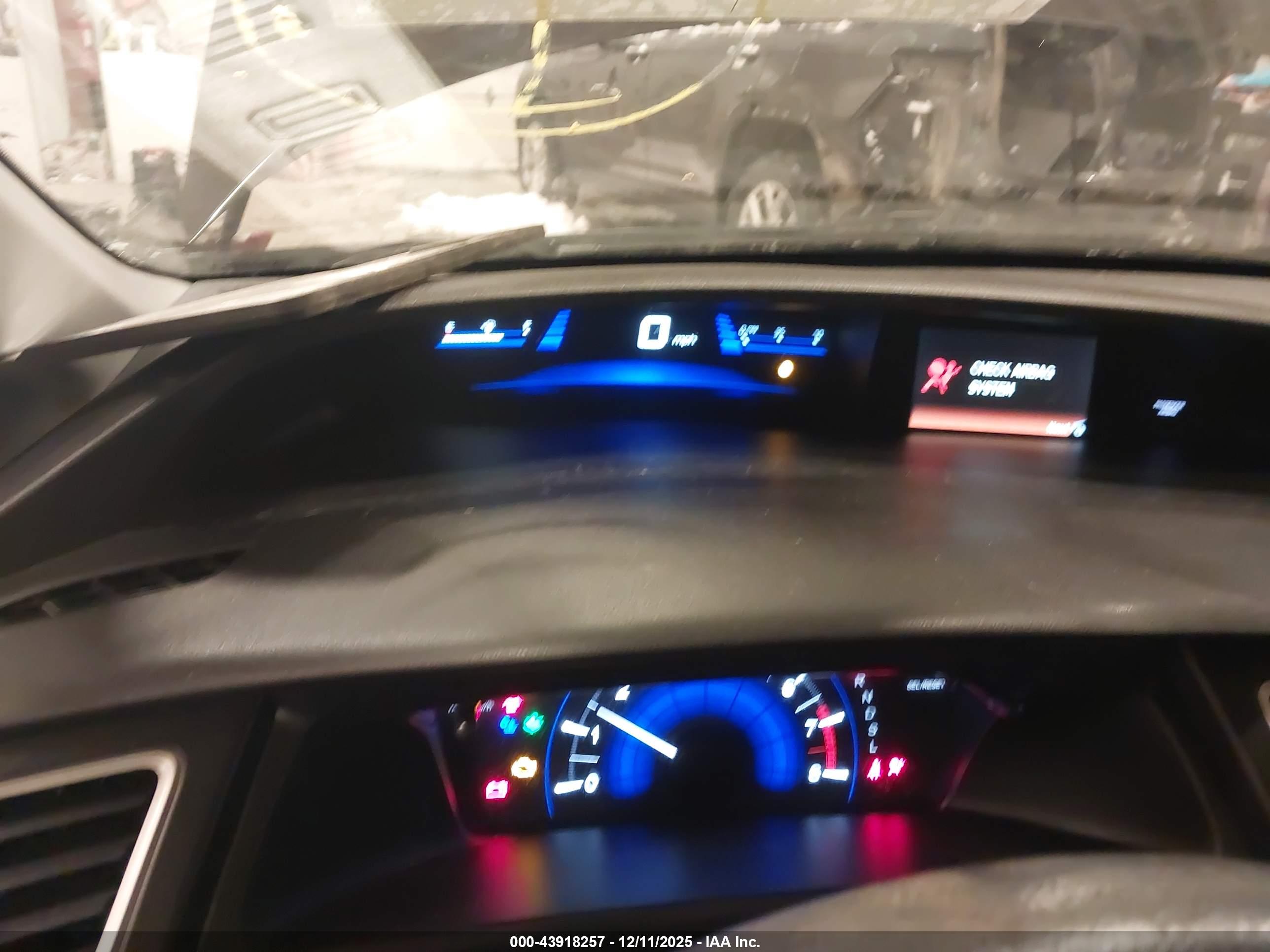HONDA CIVIC image 7