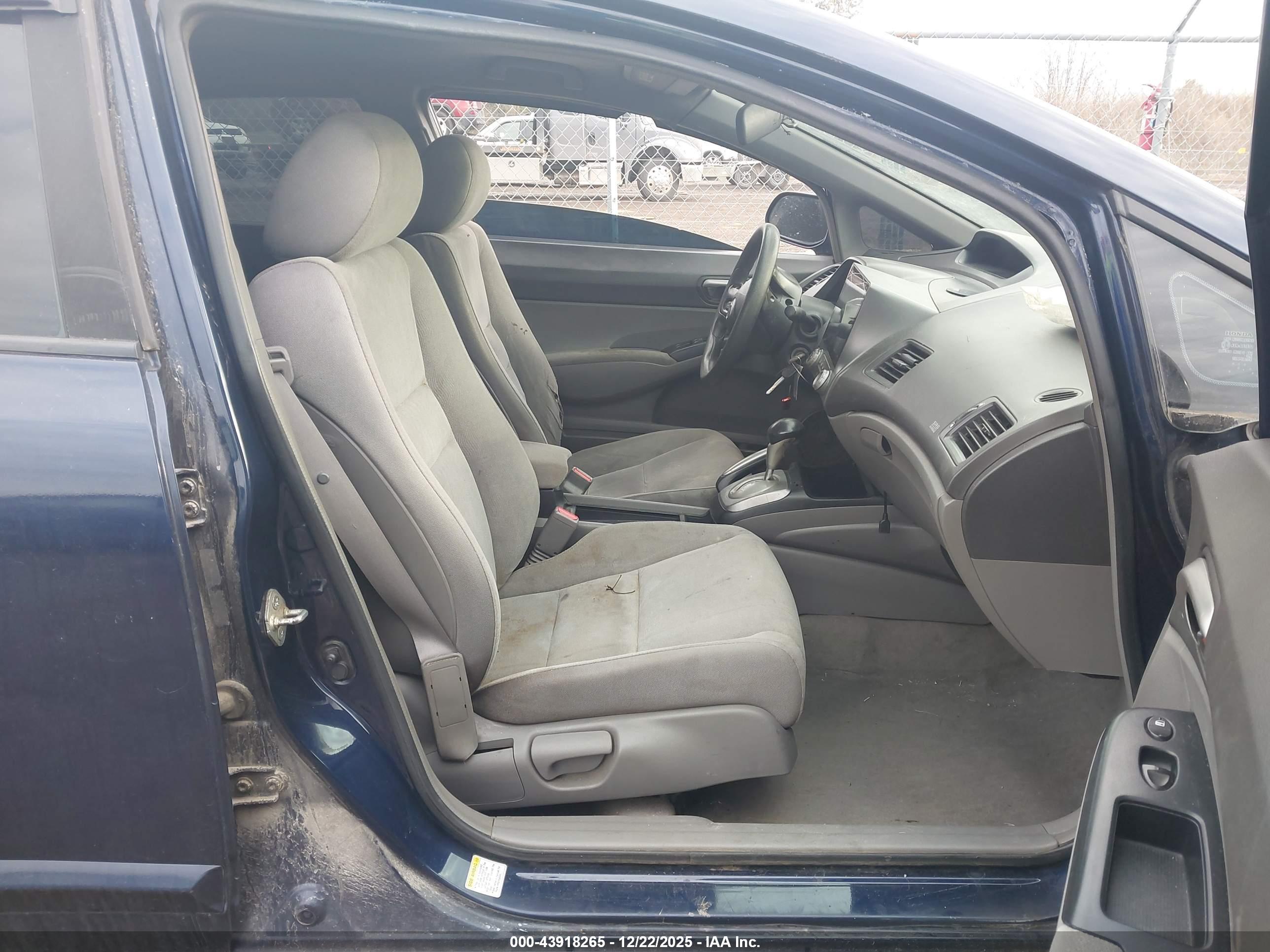 HONDA CIVIC image 5