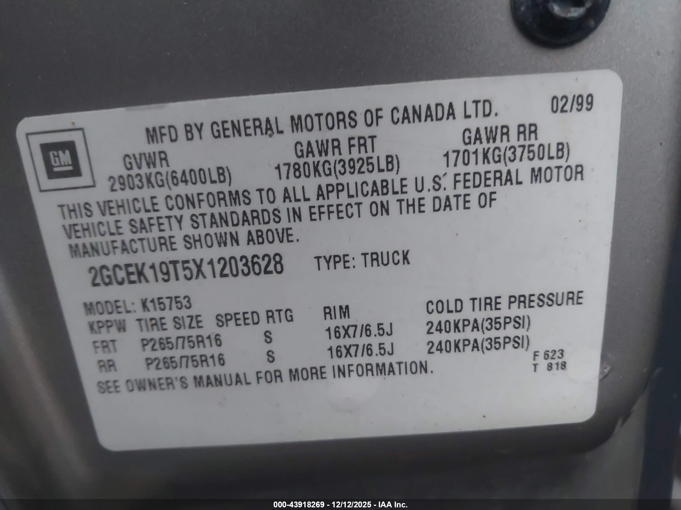 CHEVROLET SILVERADO image 9