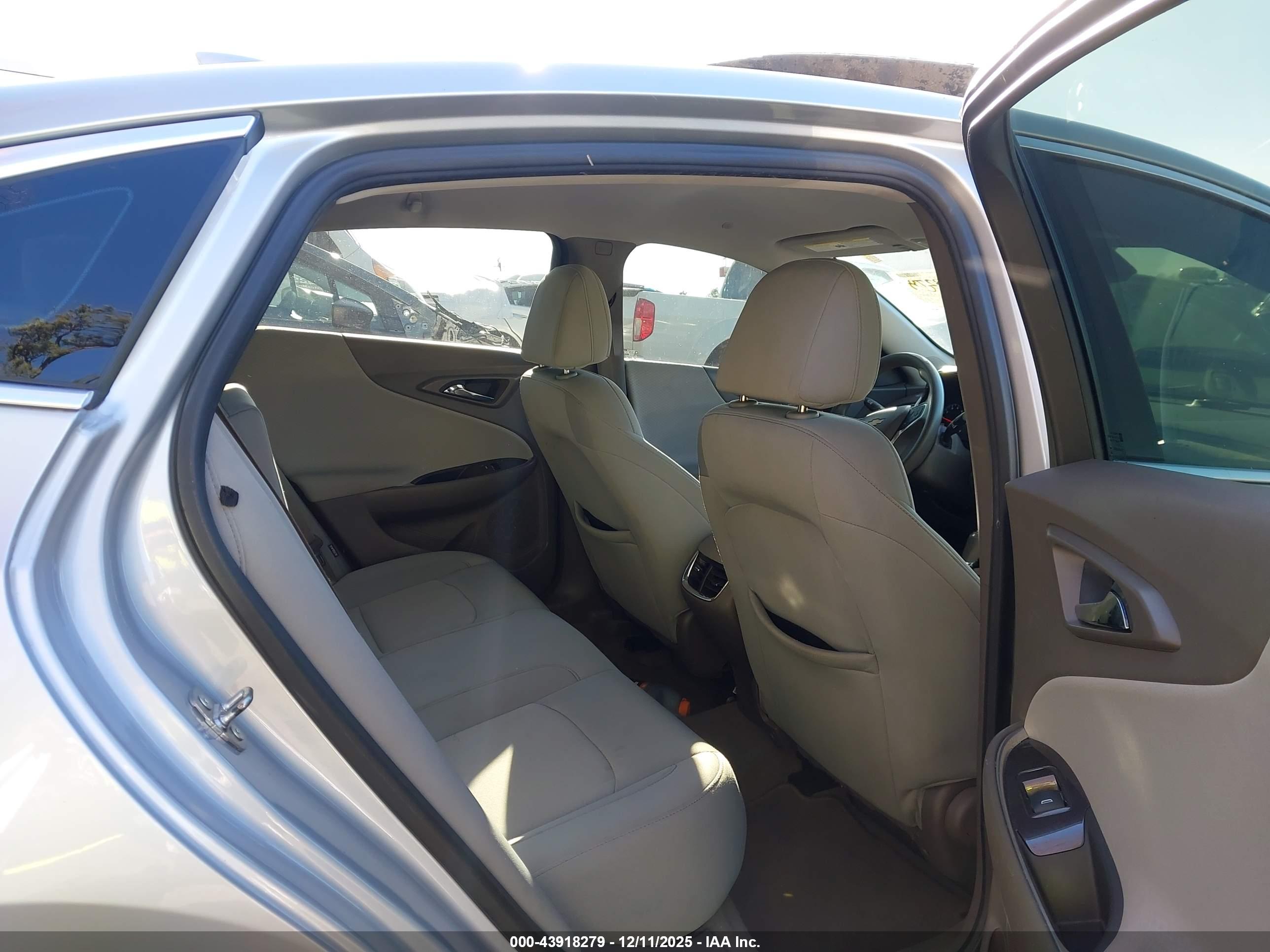 CHEVROLET MALIBU image 8