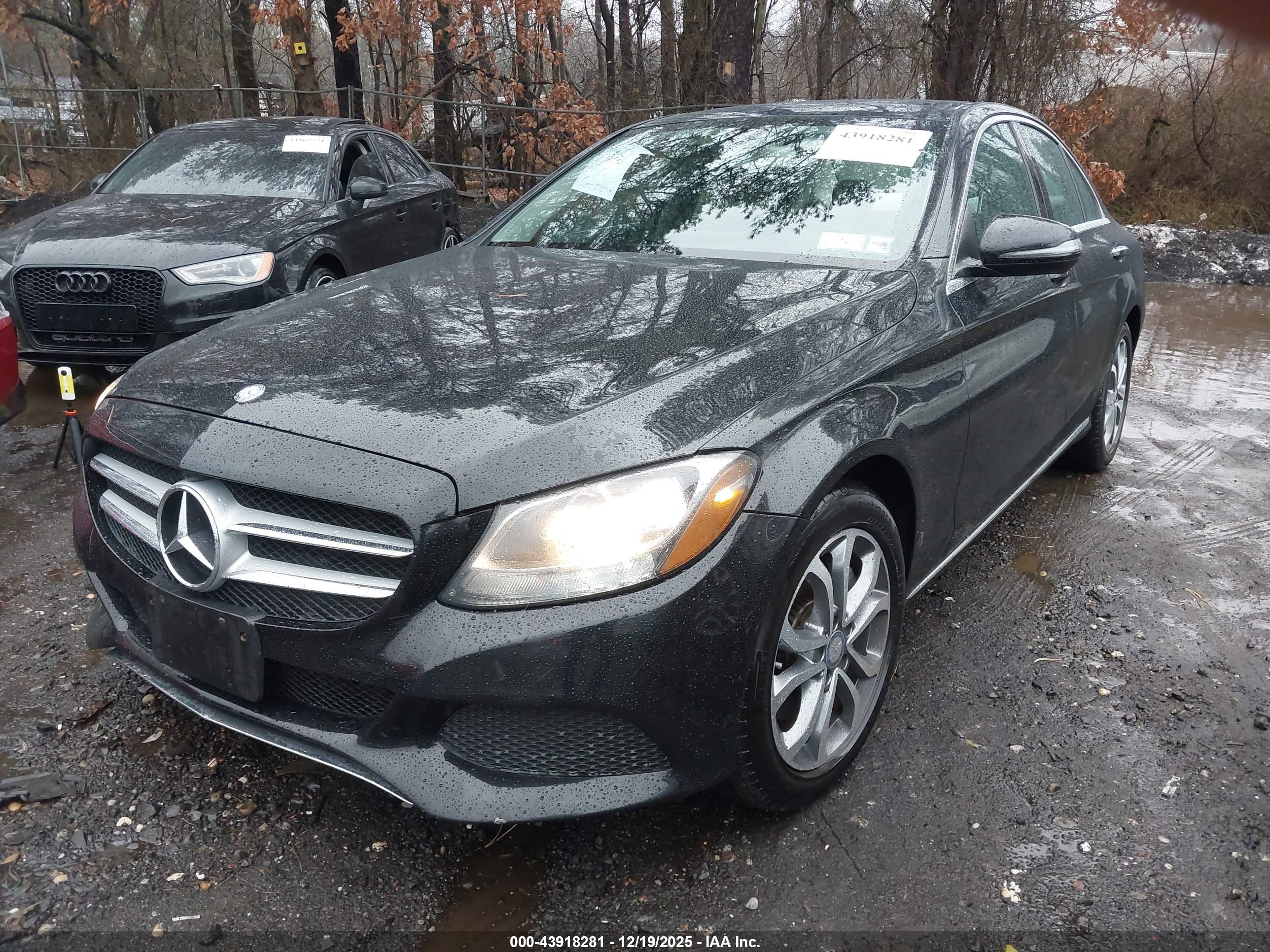 MERCEDES-BENZ C image 2