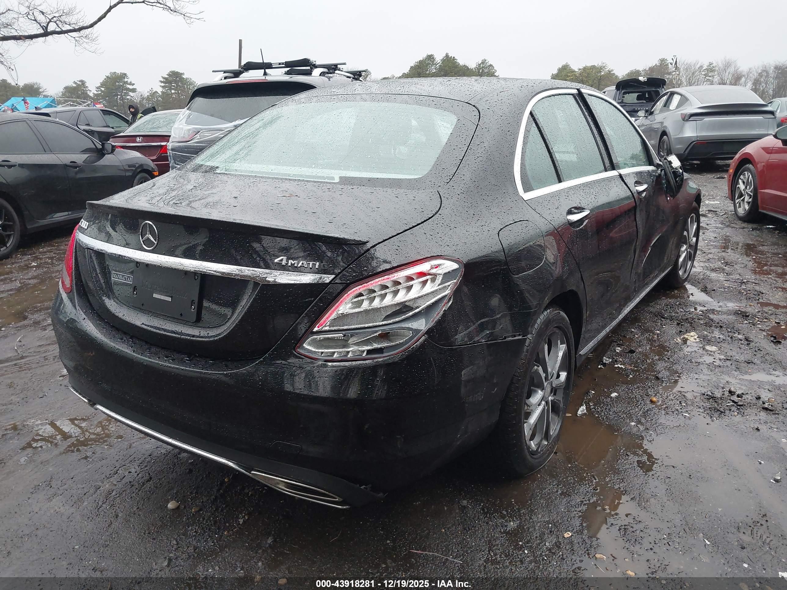 MERCEDES-BENZ C image 4
