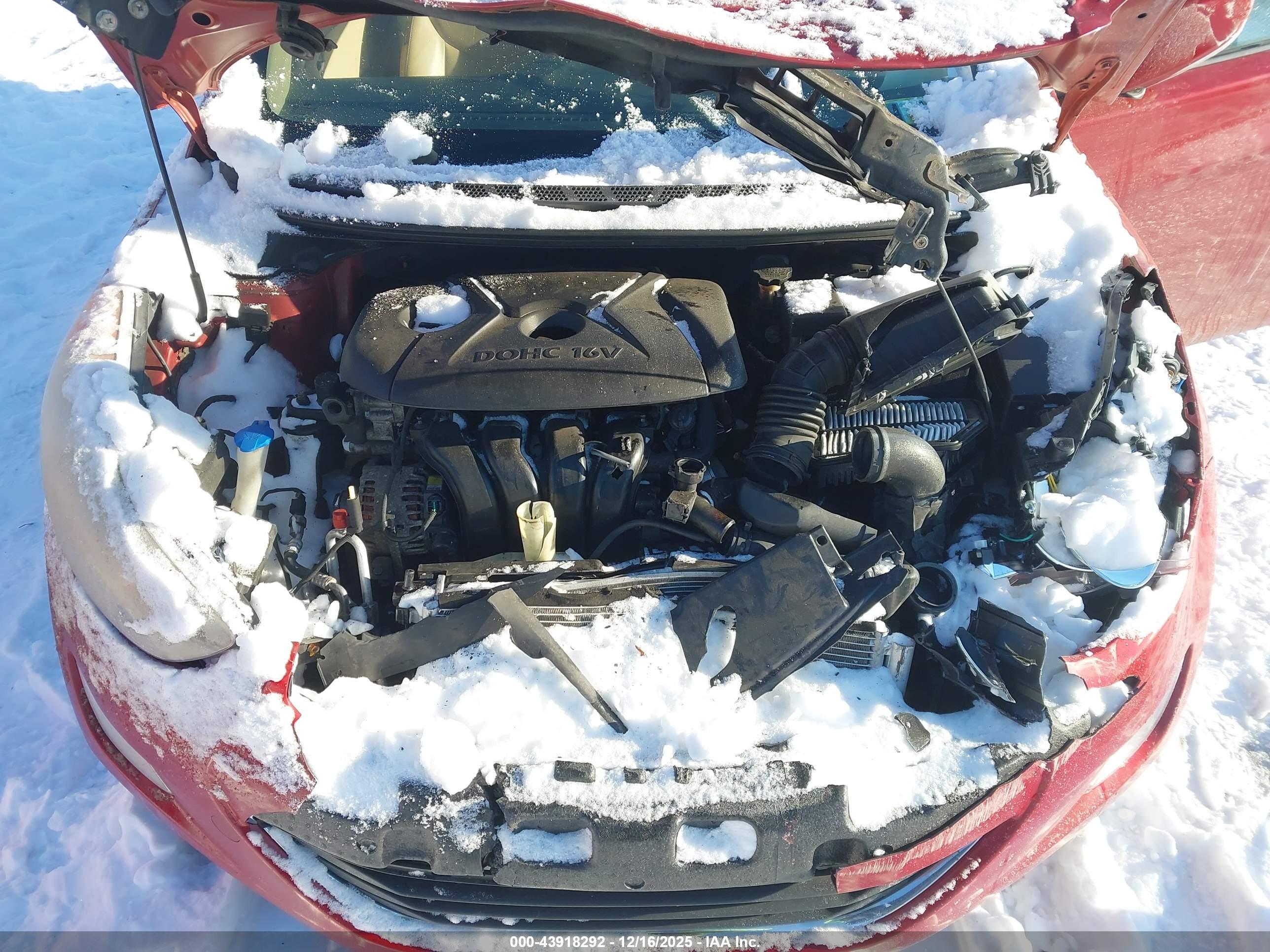 HYUNDAI ELANTRA image 10