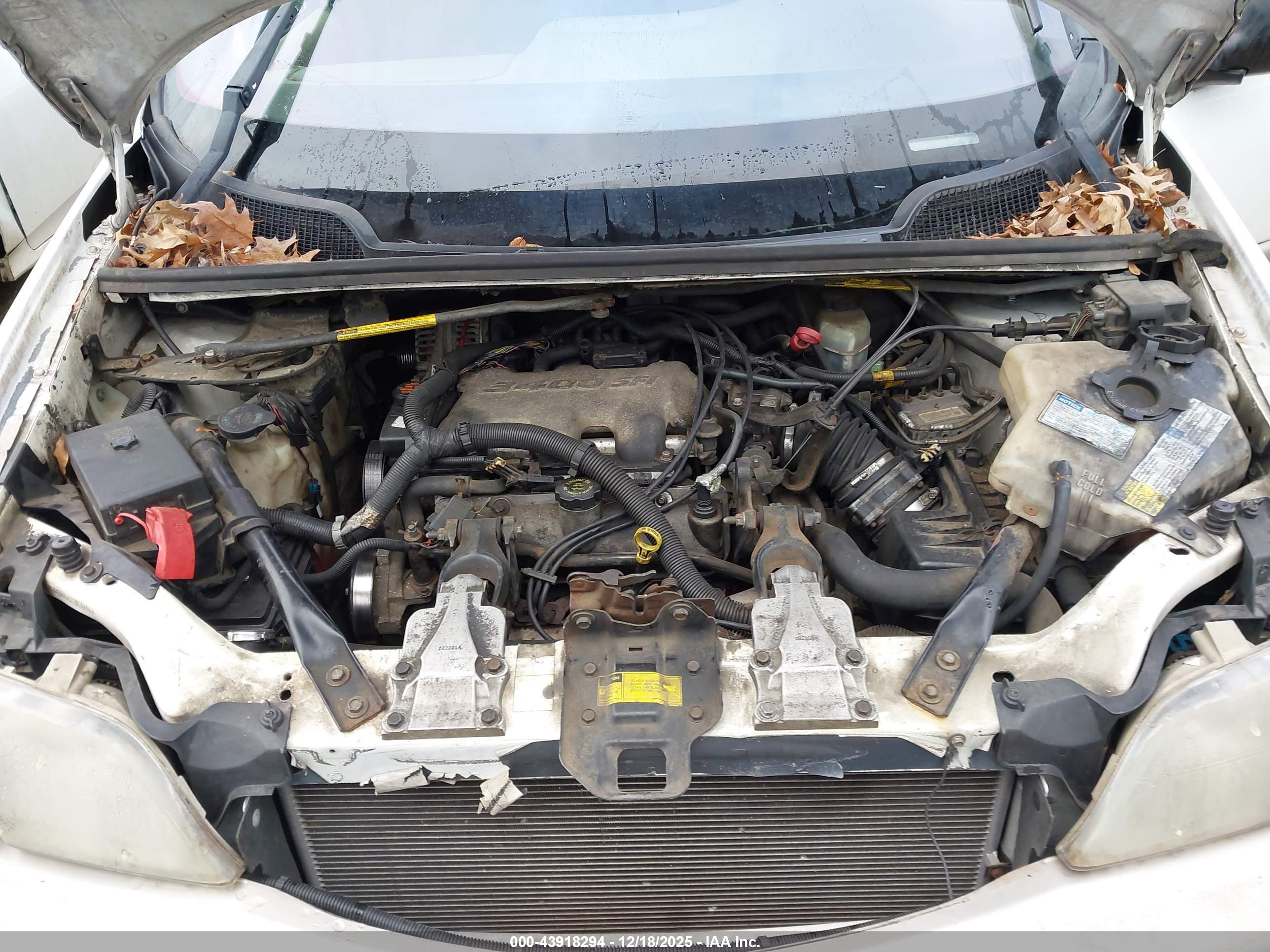 PONTIAC MONTANA image 10