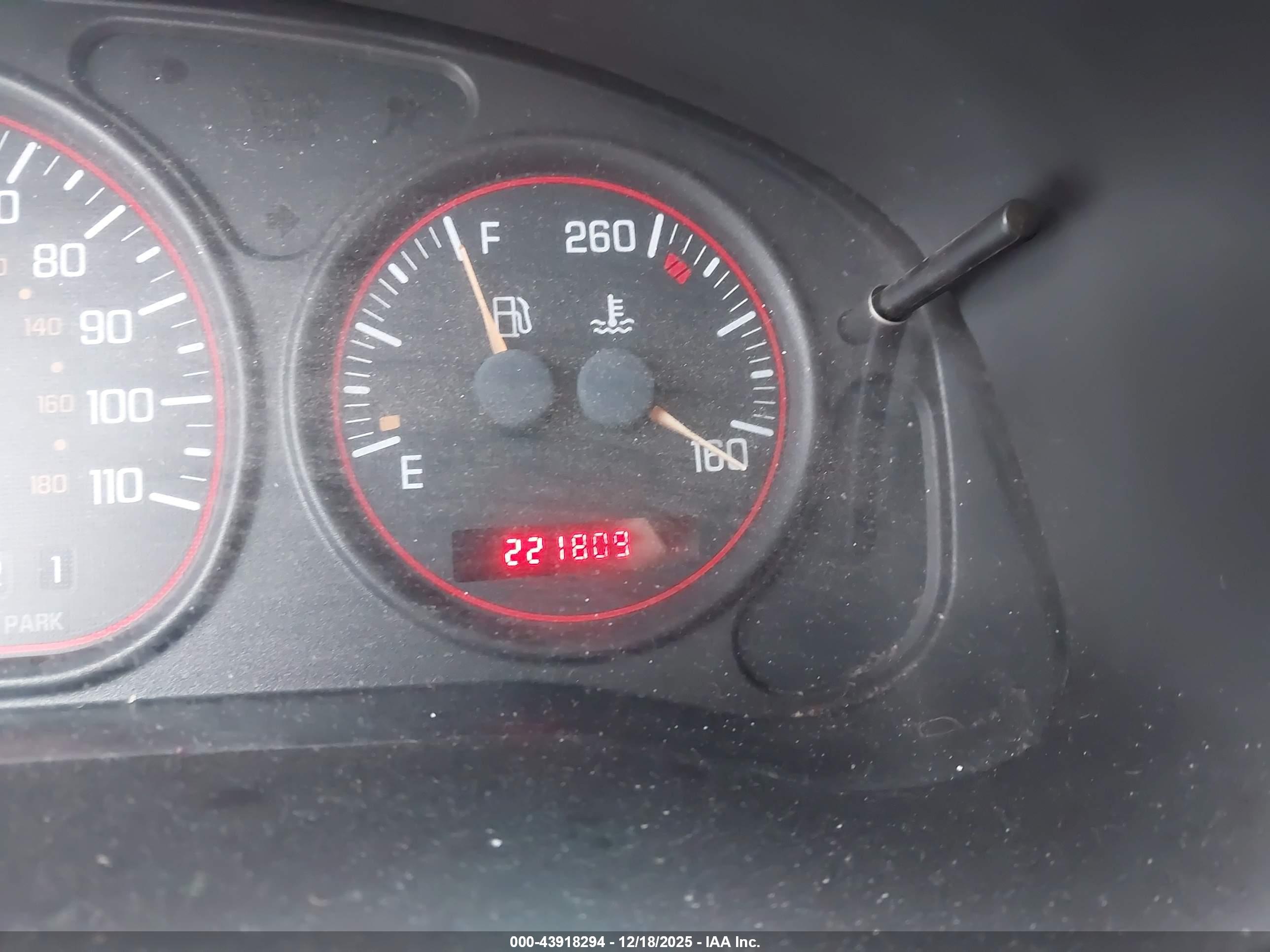 PONTIAC MONTANA image 7