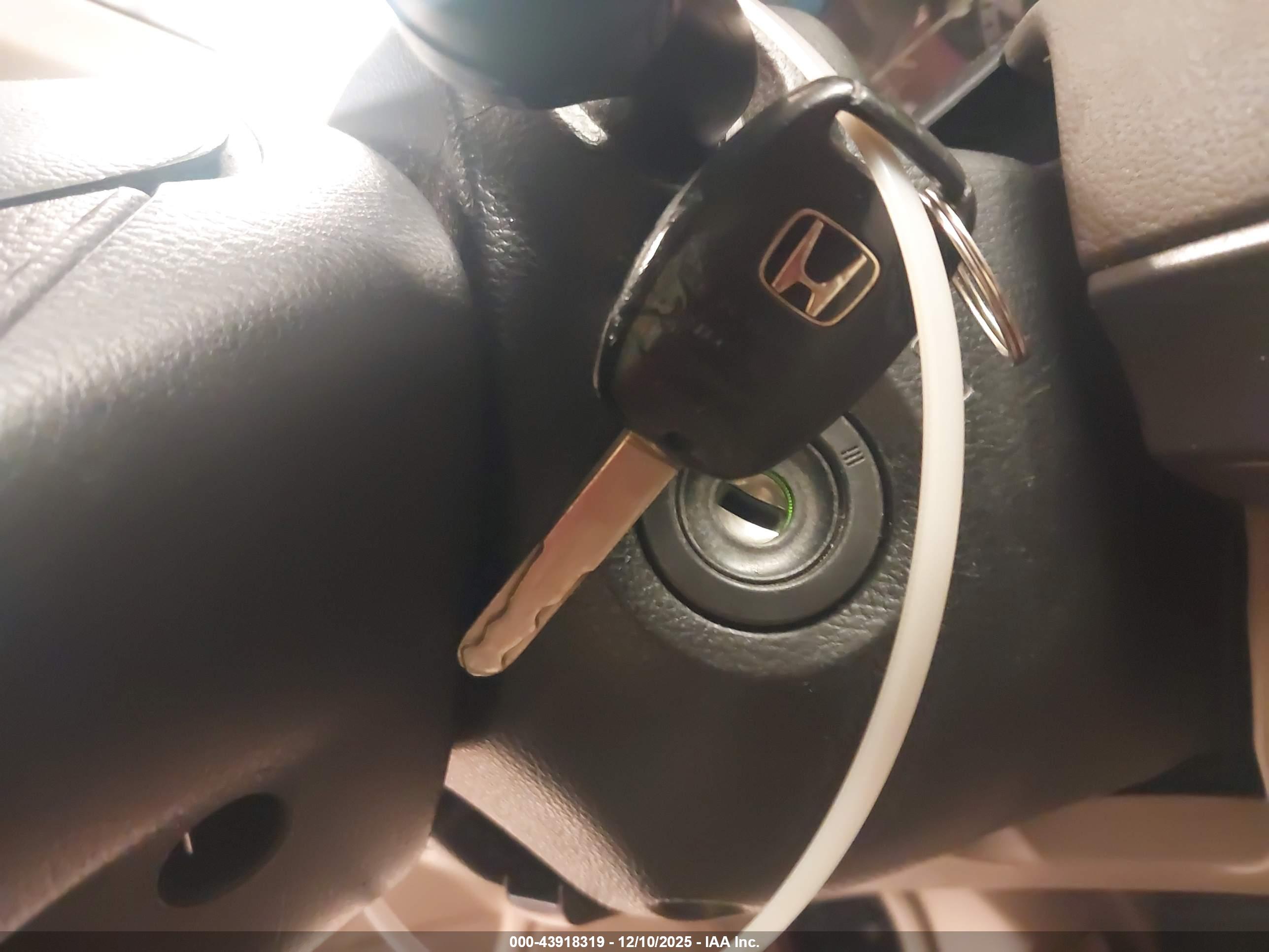 HONDA ACCORD image 11