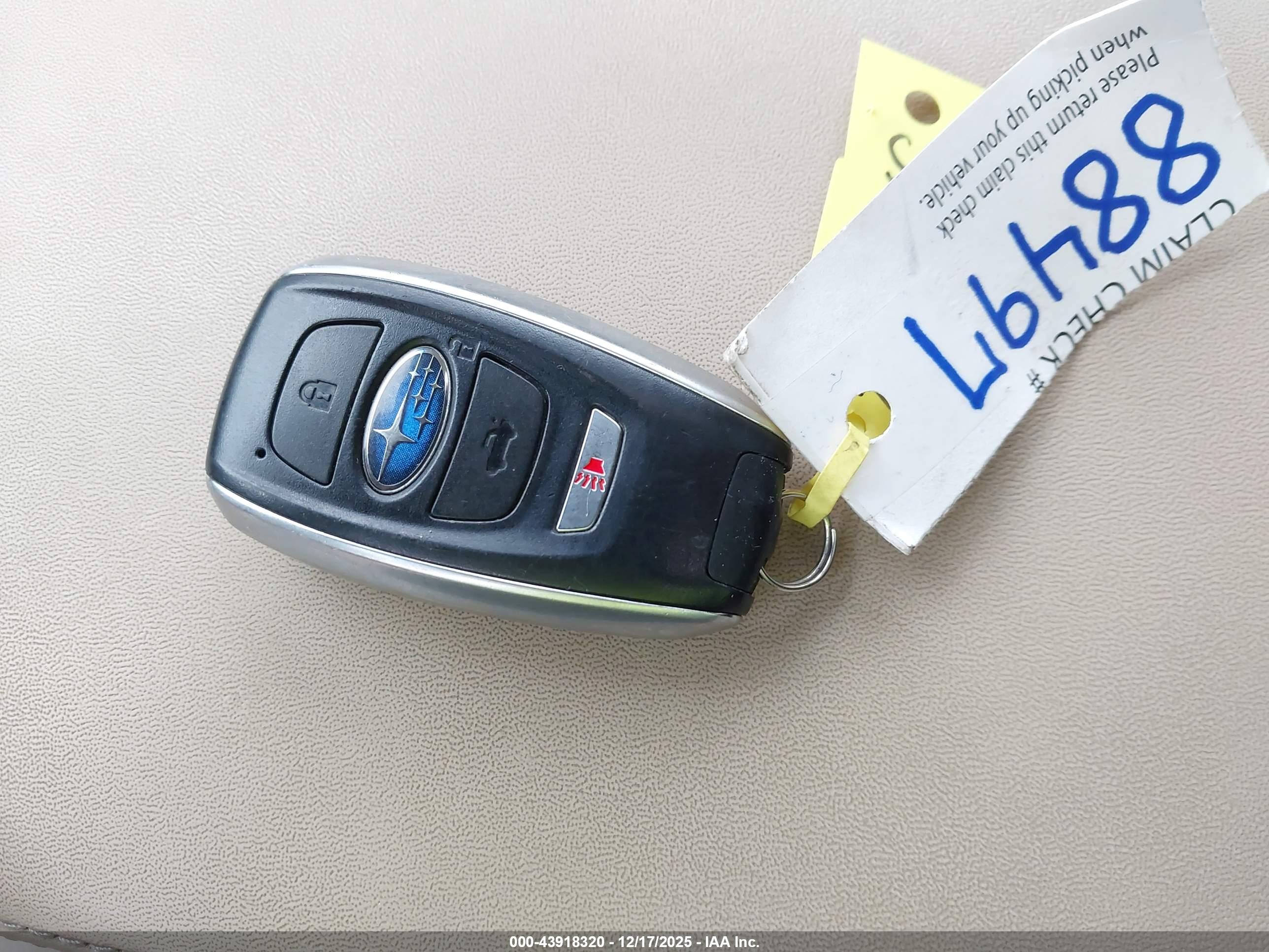 SUBARU OUTBACK image 11