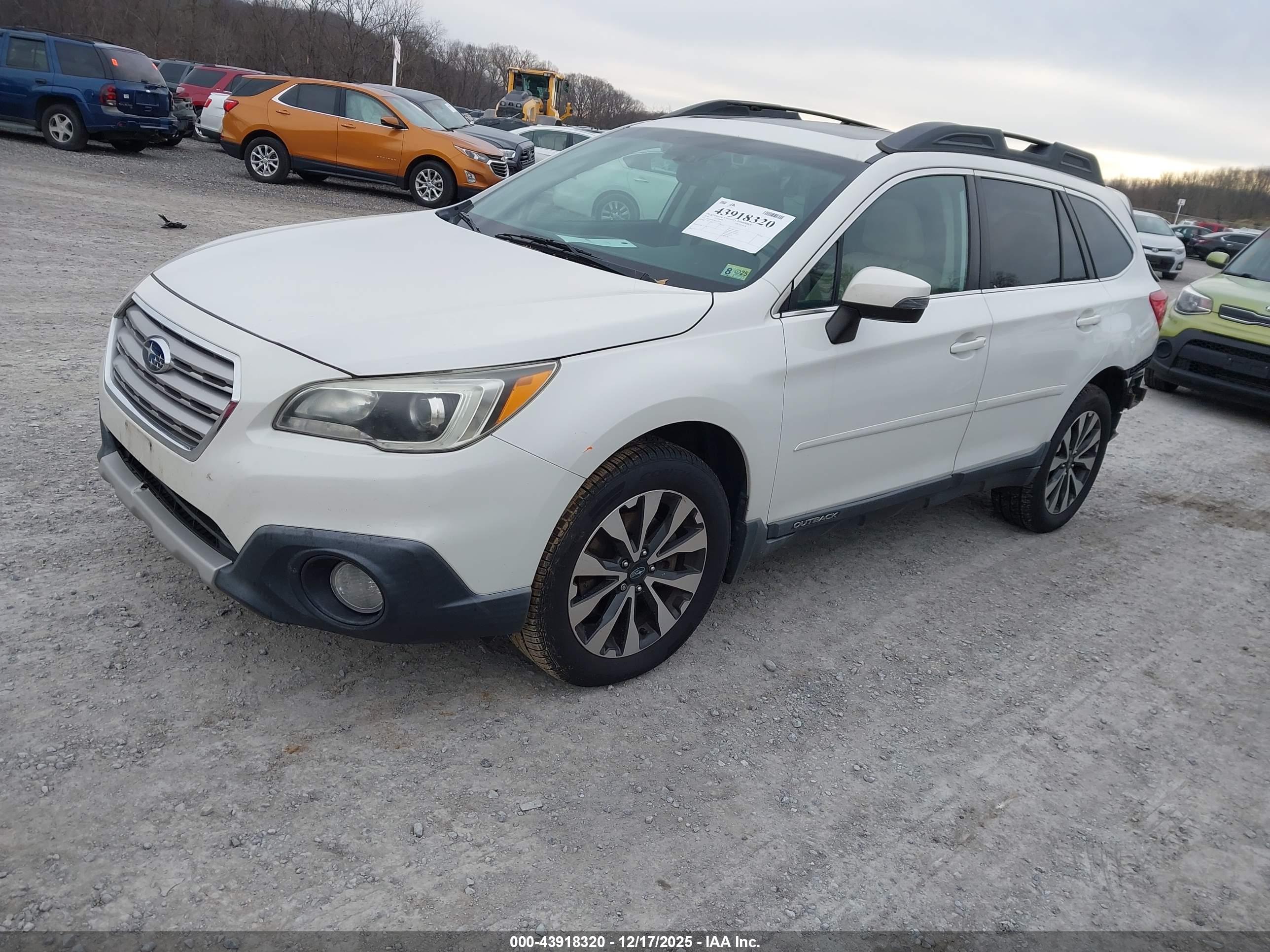 SUBARU OUTBACK image 2