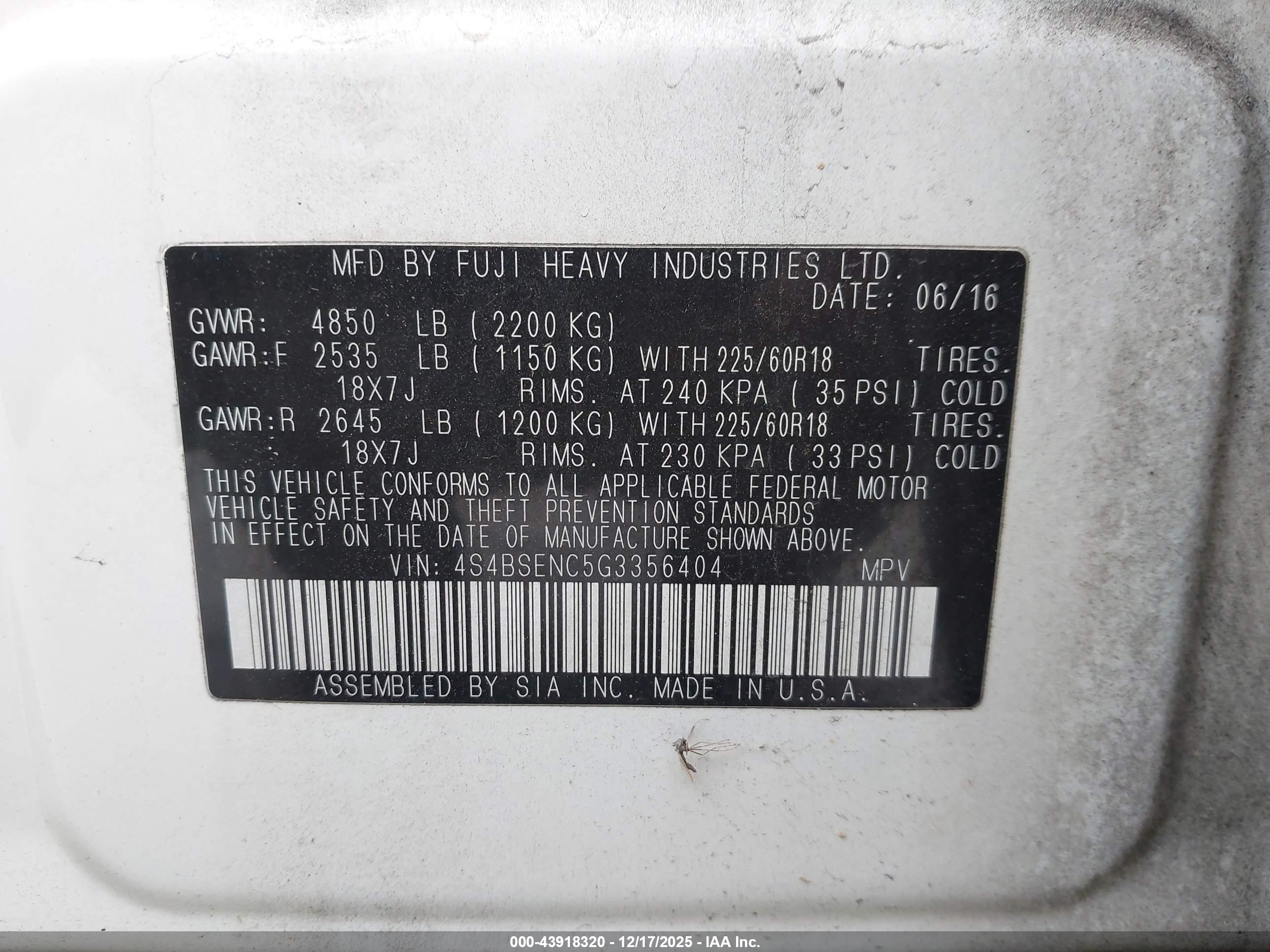 SUBARU OUTBACK image 9