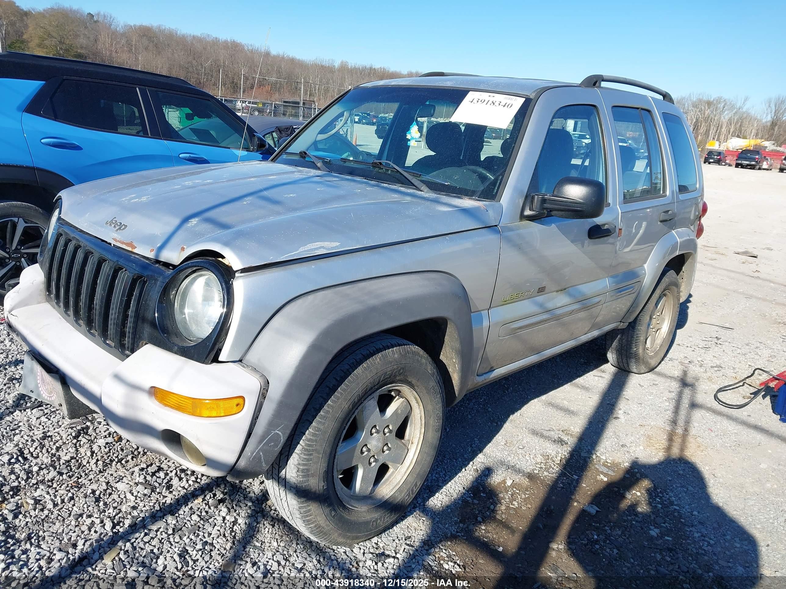JEEP LIBERTY image 2