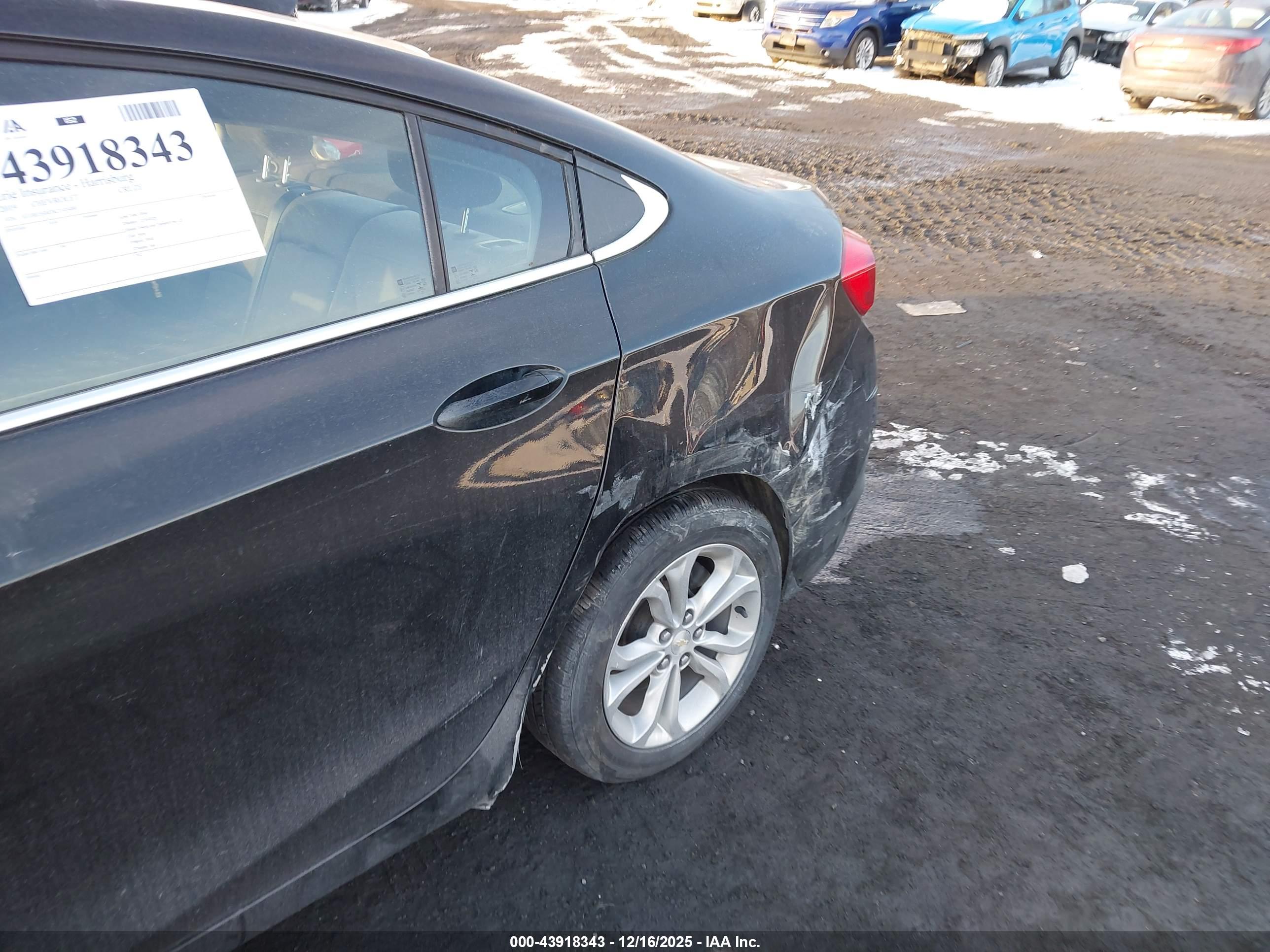CHEVROLET CRUZE image 6