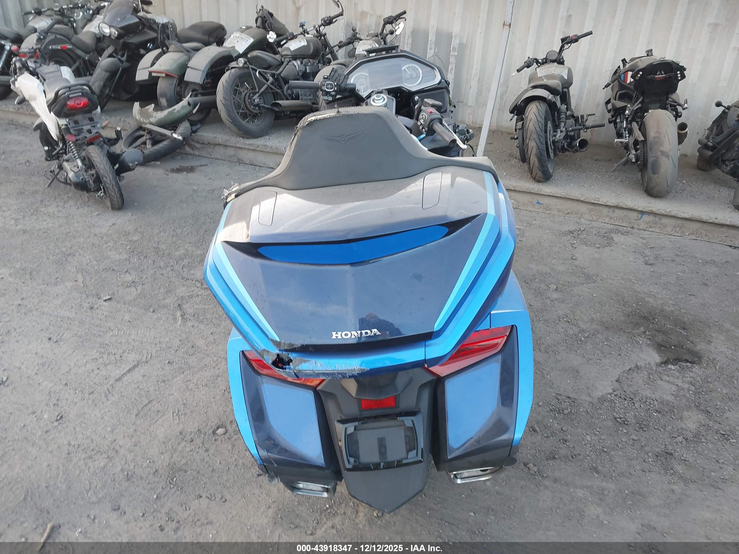 HONDA GL1800 image 6