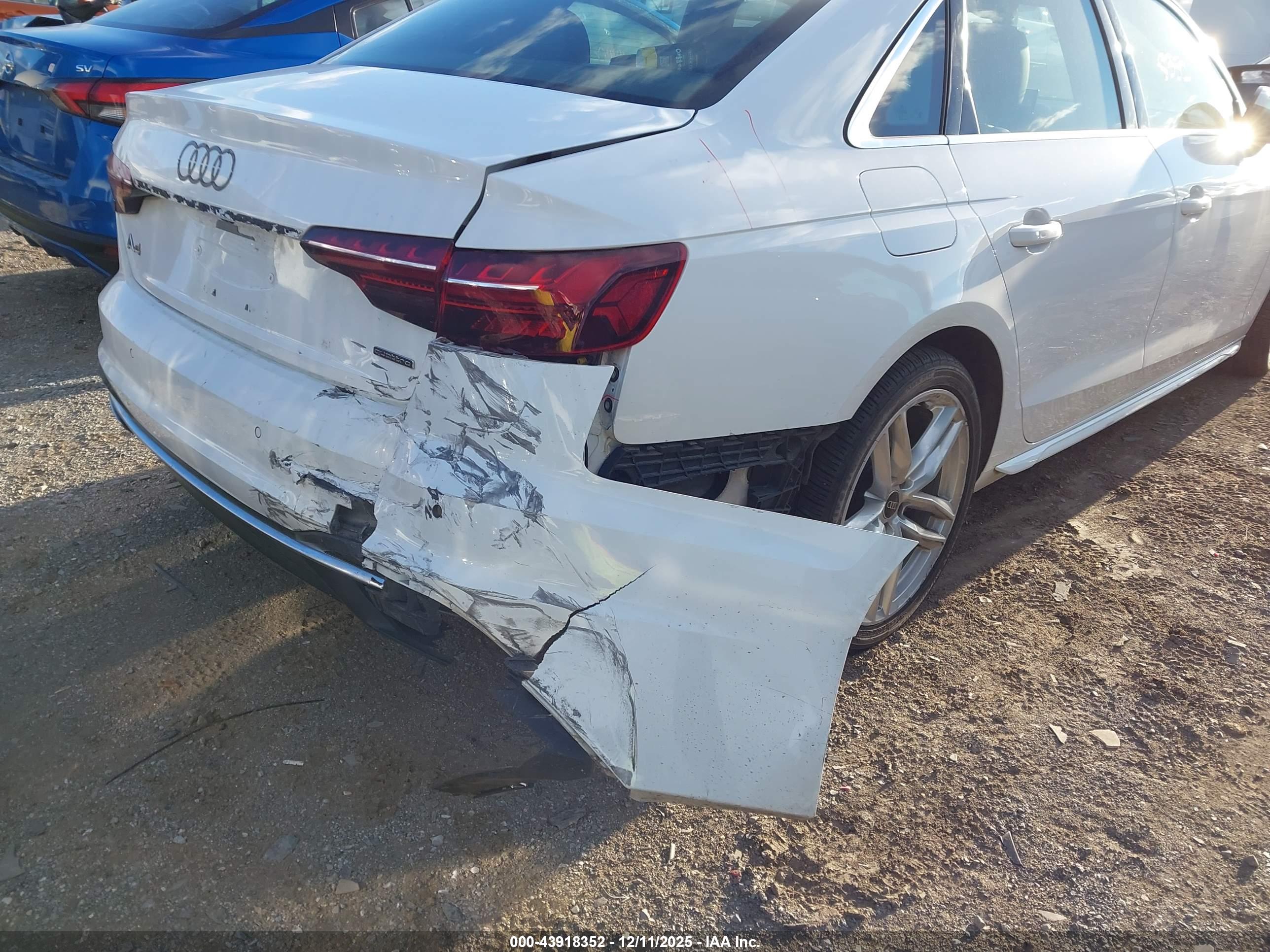 AUDI A4 image 6