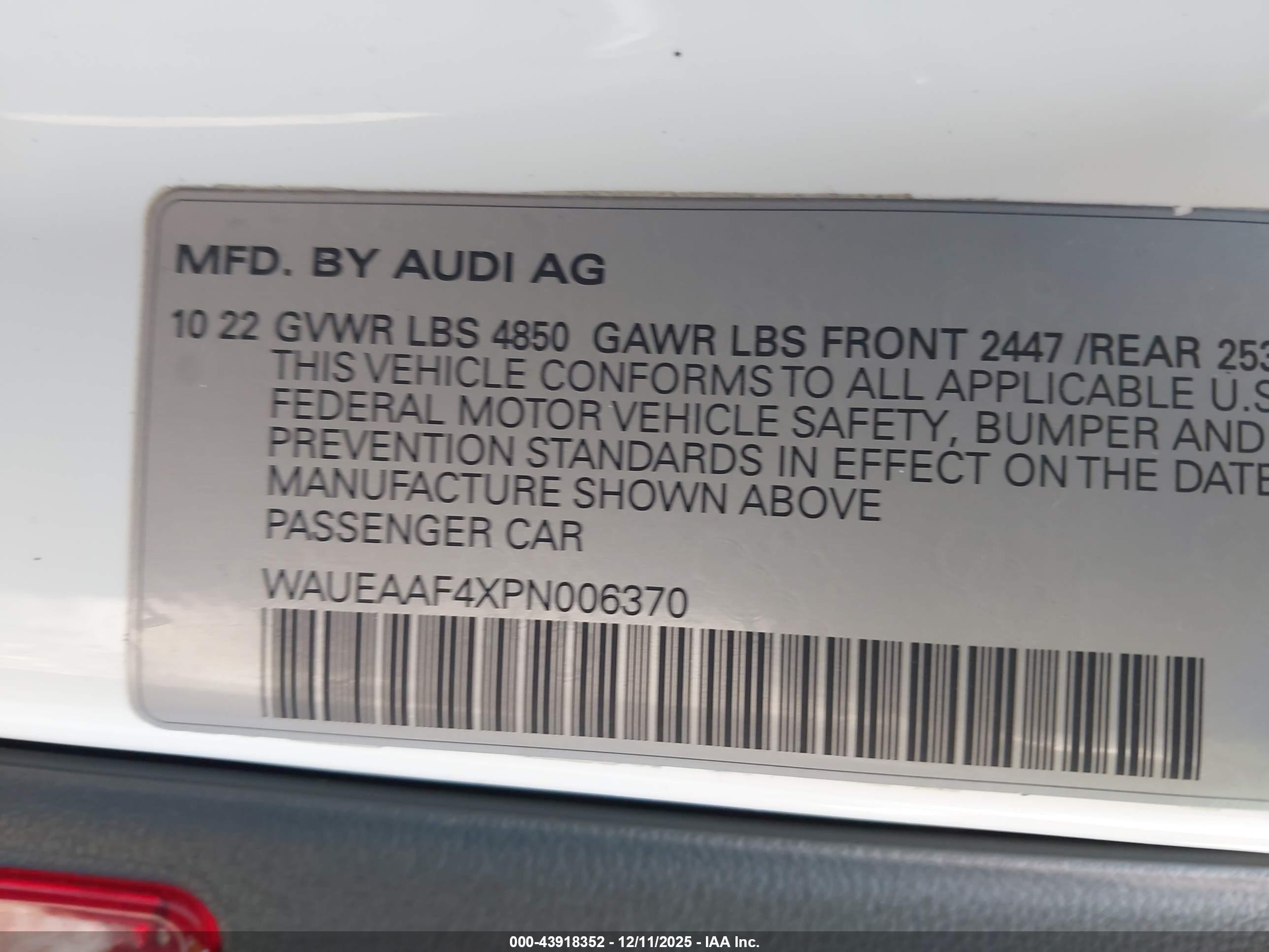 AUDI A4 image 9