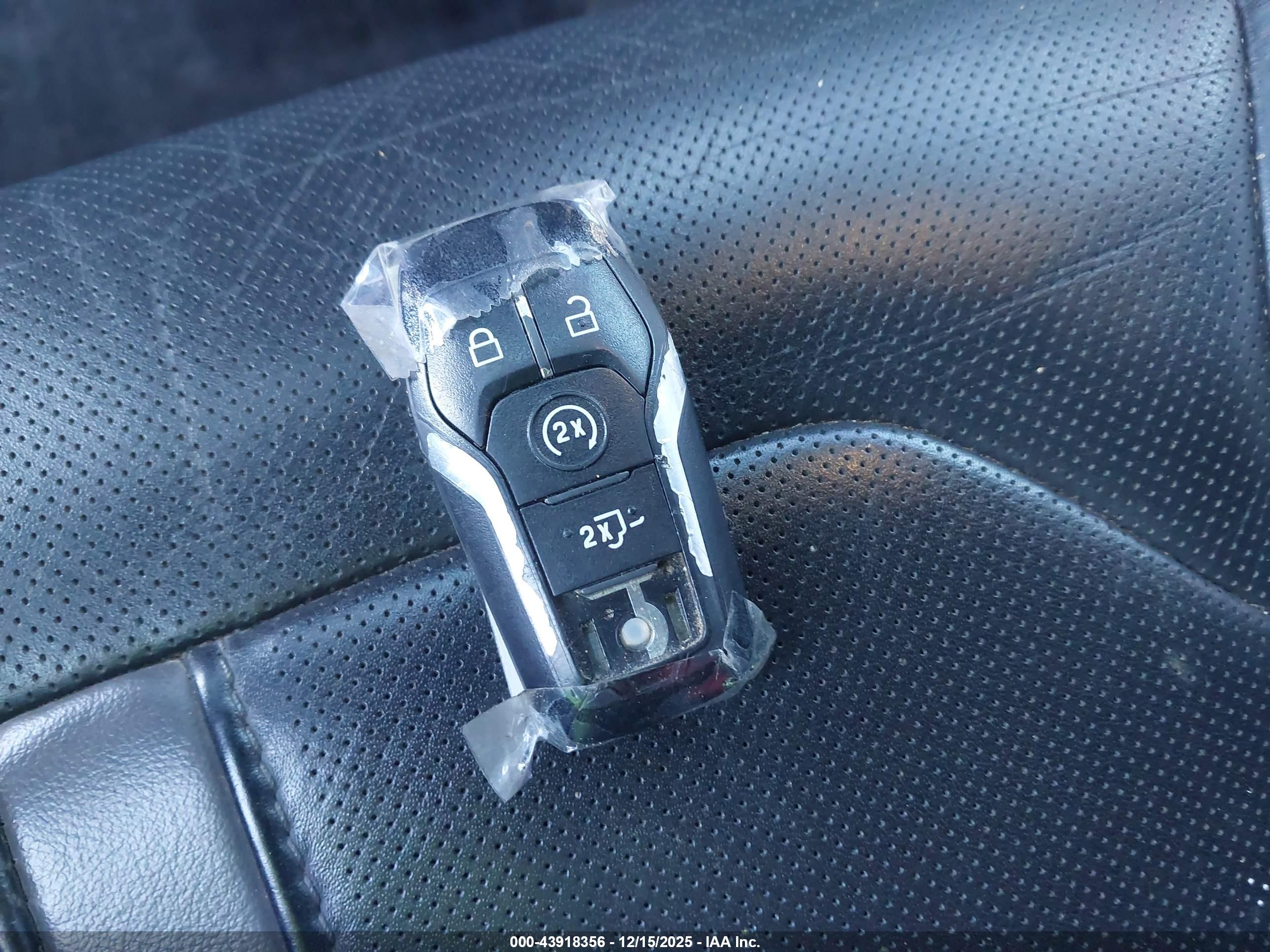 FORD F-150 image 11