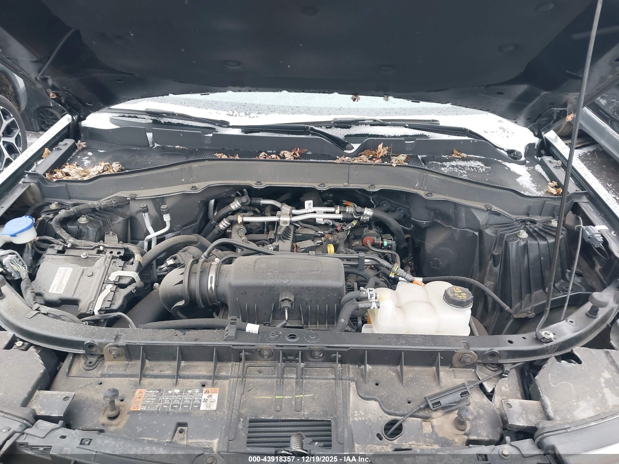 FORD EXPLORER image 10
