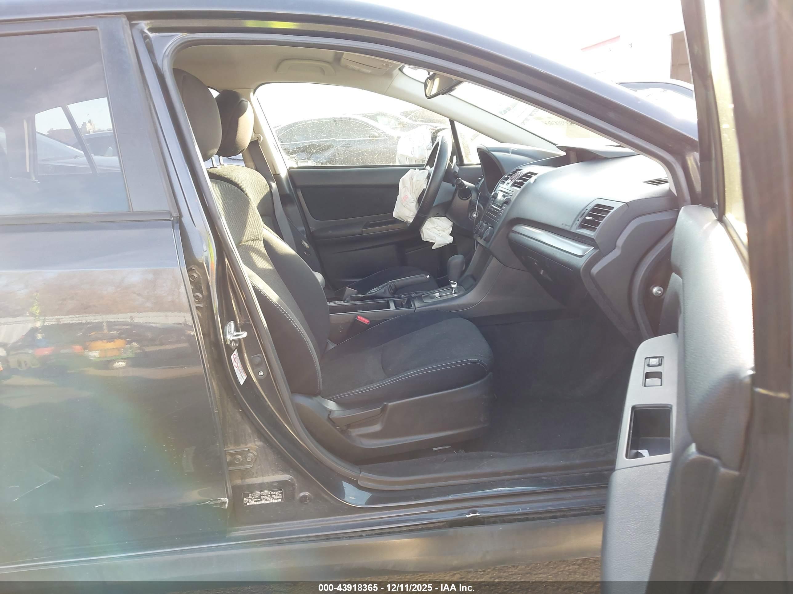 SUBARU XV image 5