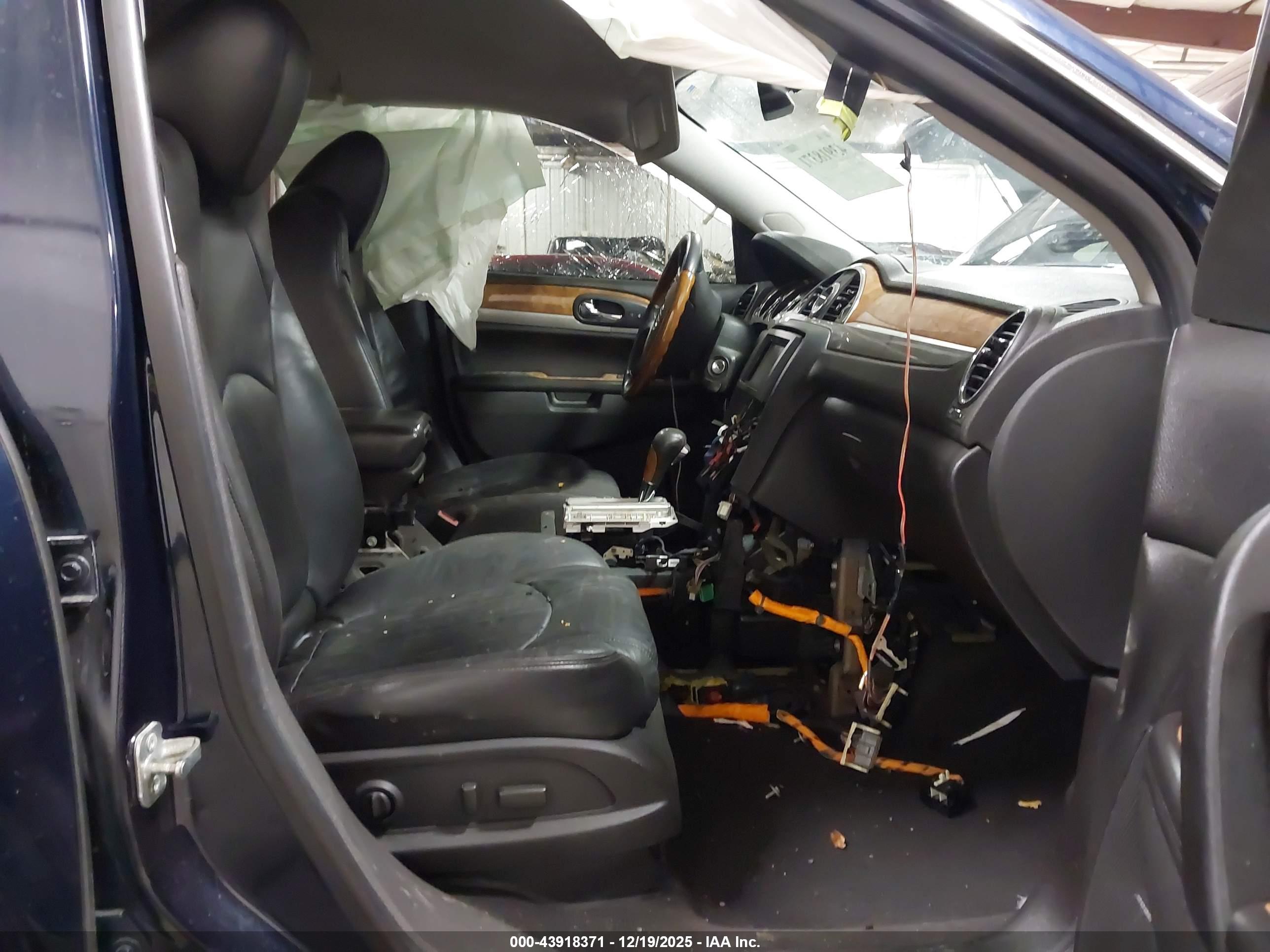 BUICK ENCLAVE image 5