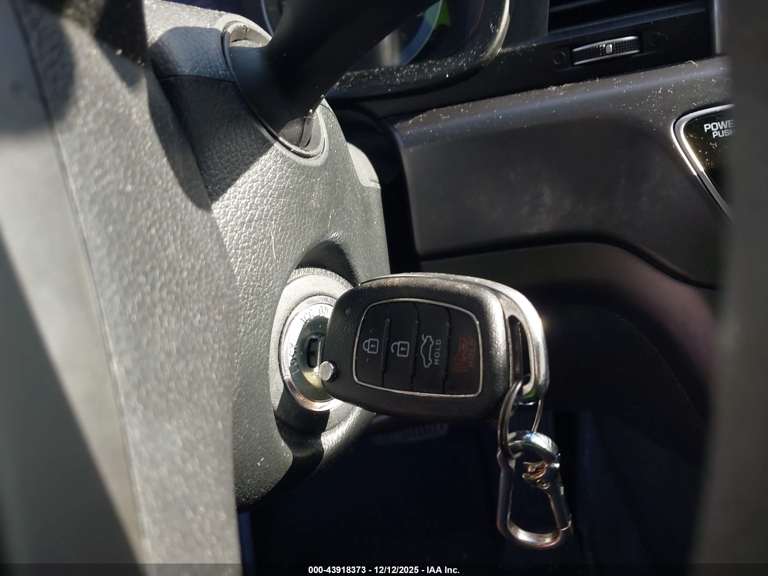 HYUNDAI SONATA image 11