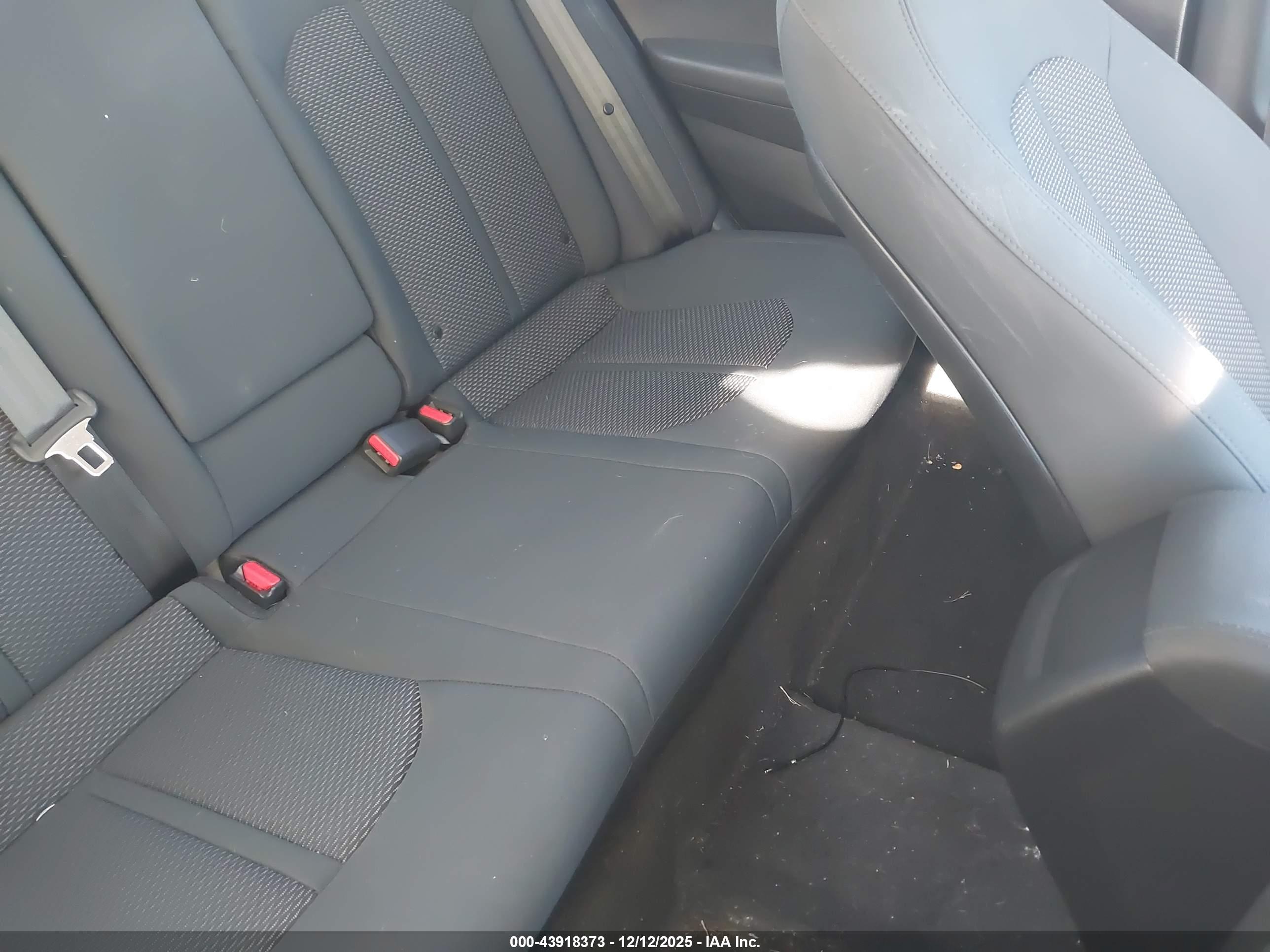 HYUNDAI SONATA image 8
