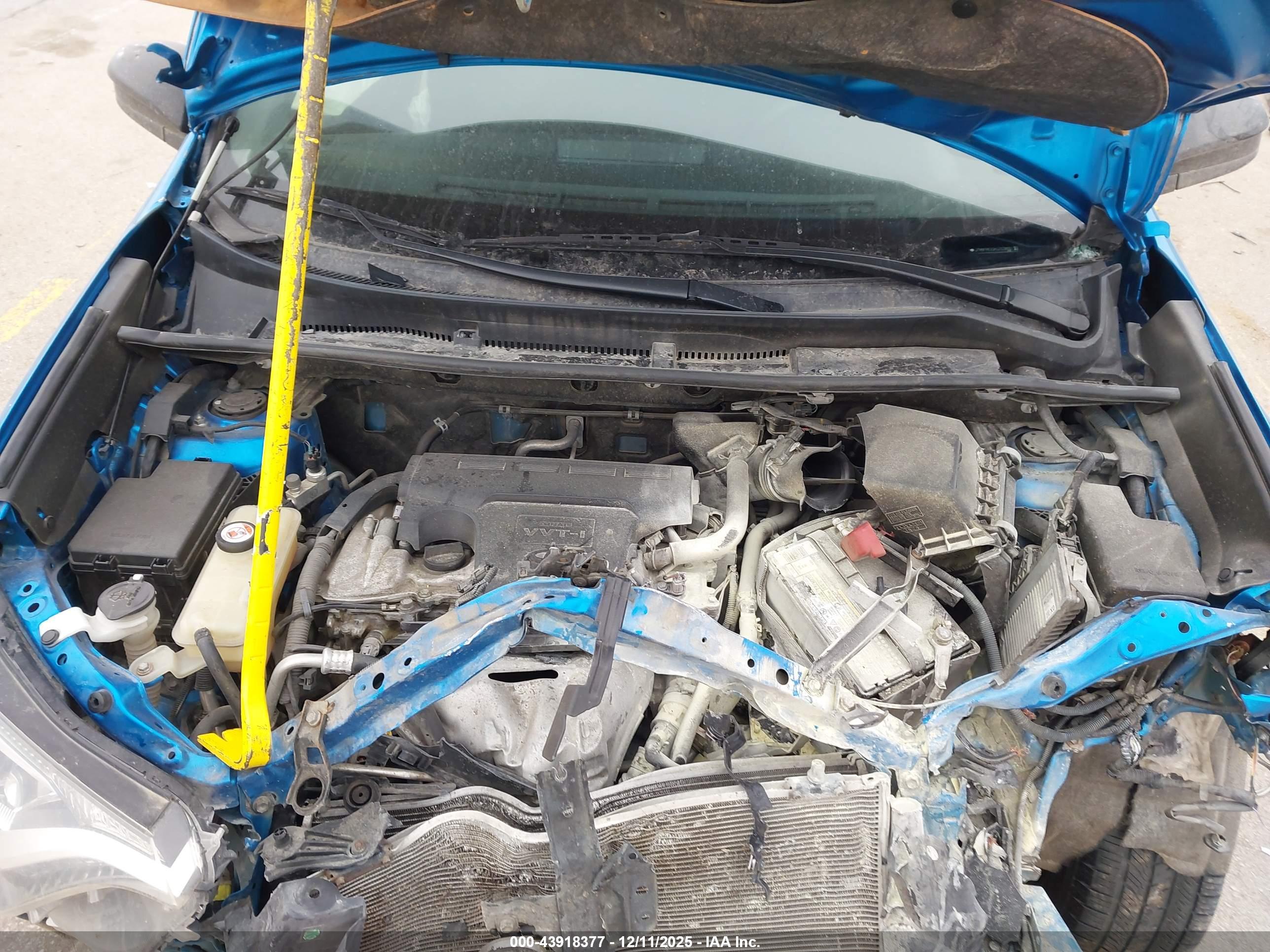 TOYOTA RAV4 image 10