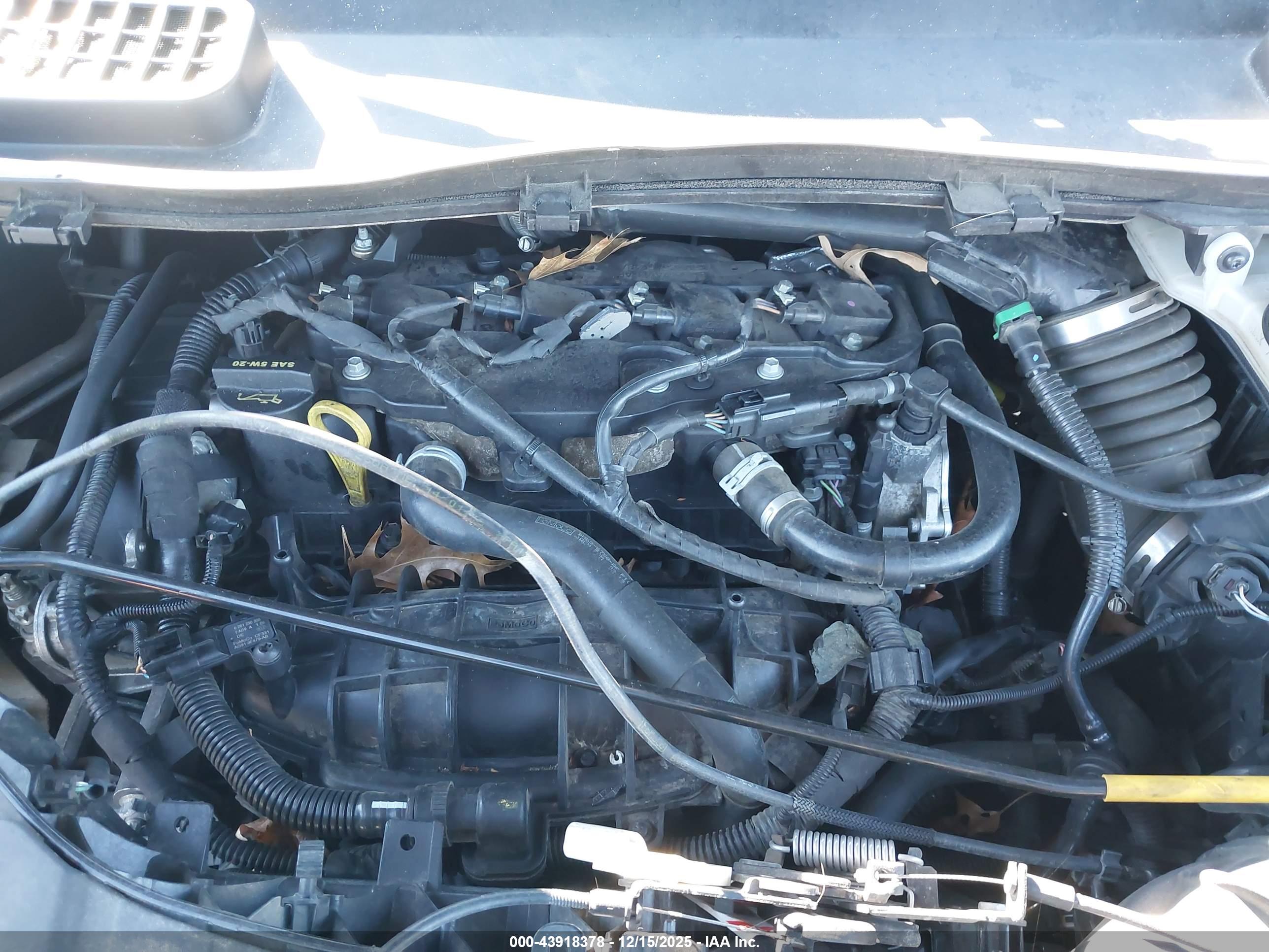 FORD ESCAPE image 10