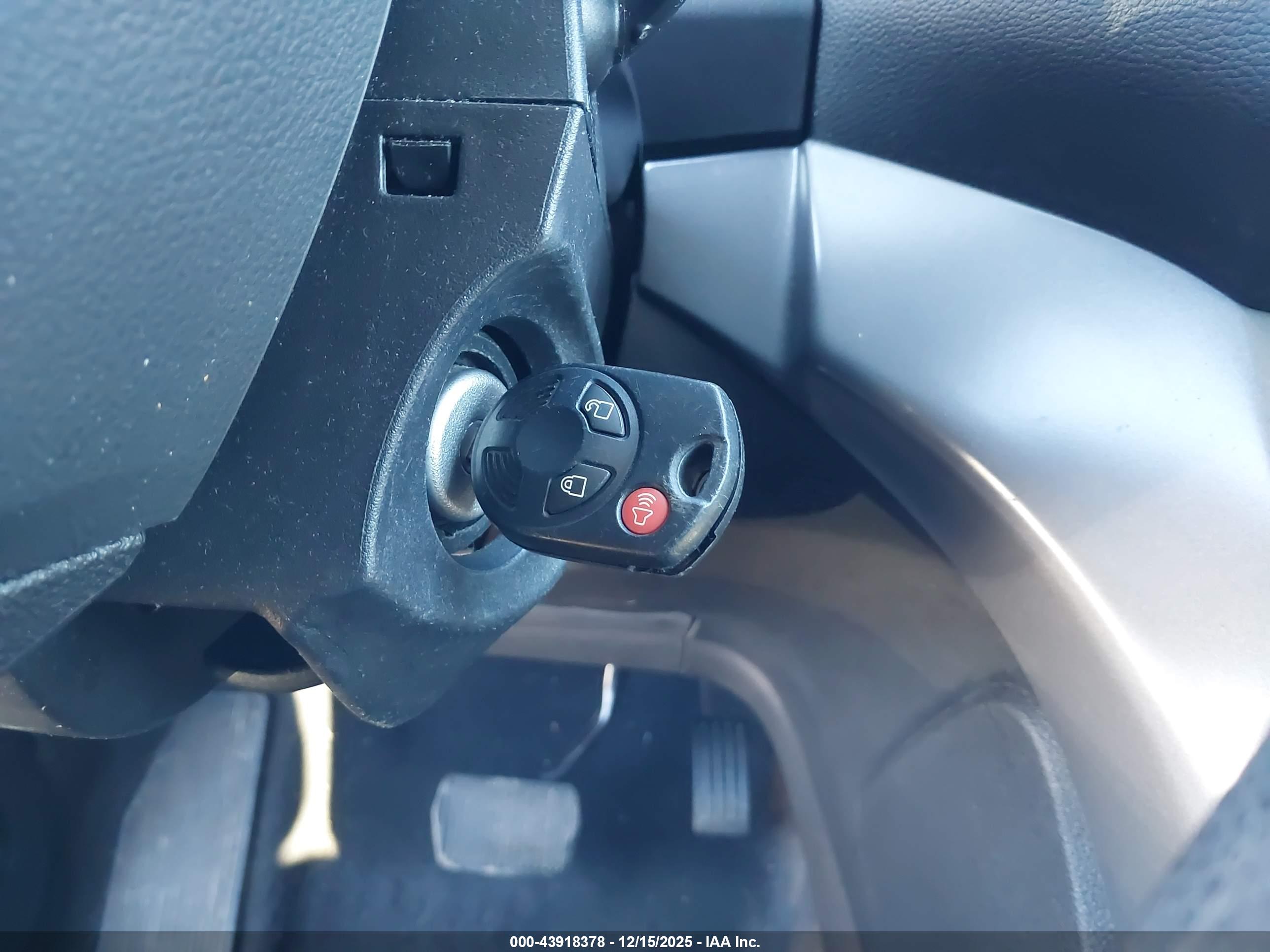FORD ESCAPE image 11
