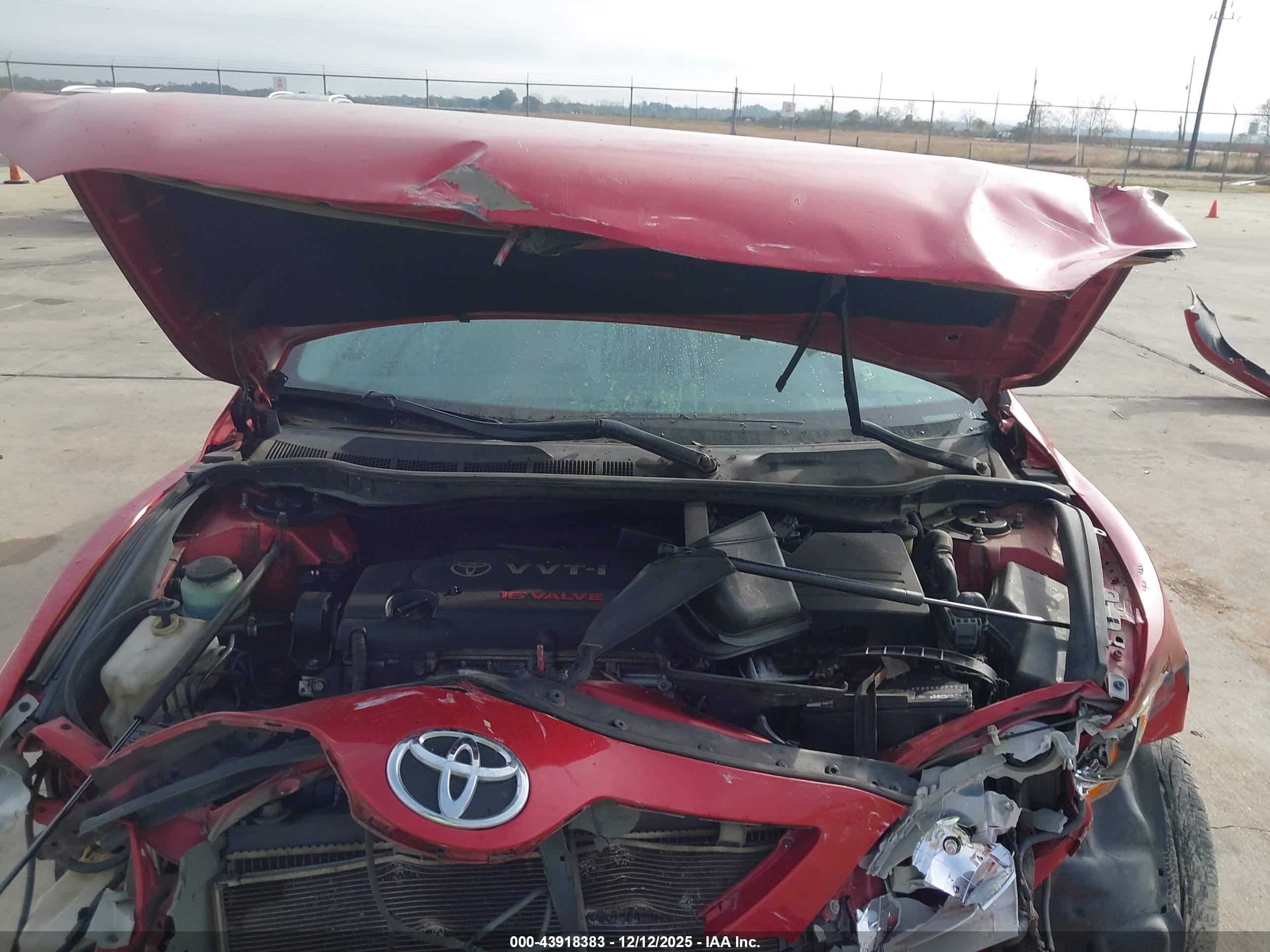 TOYOTA CAMRY image 10