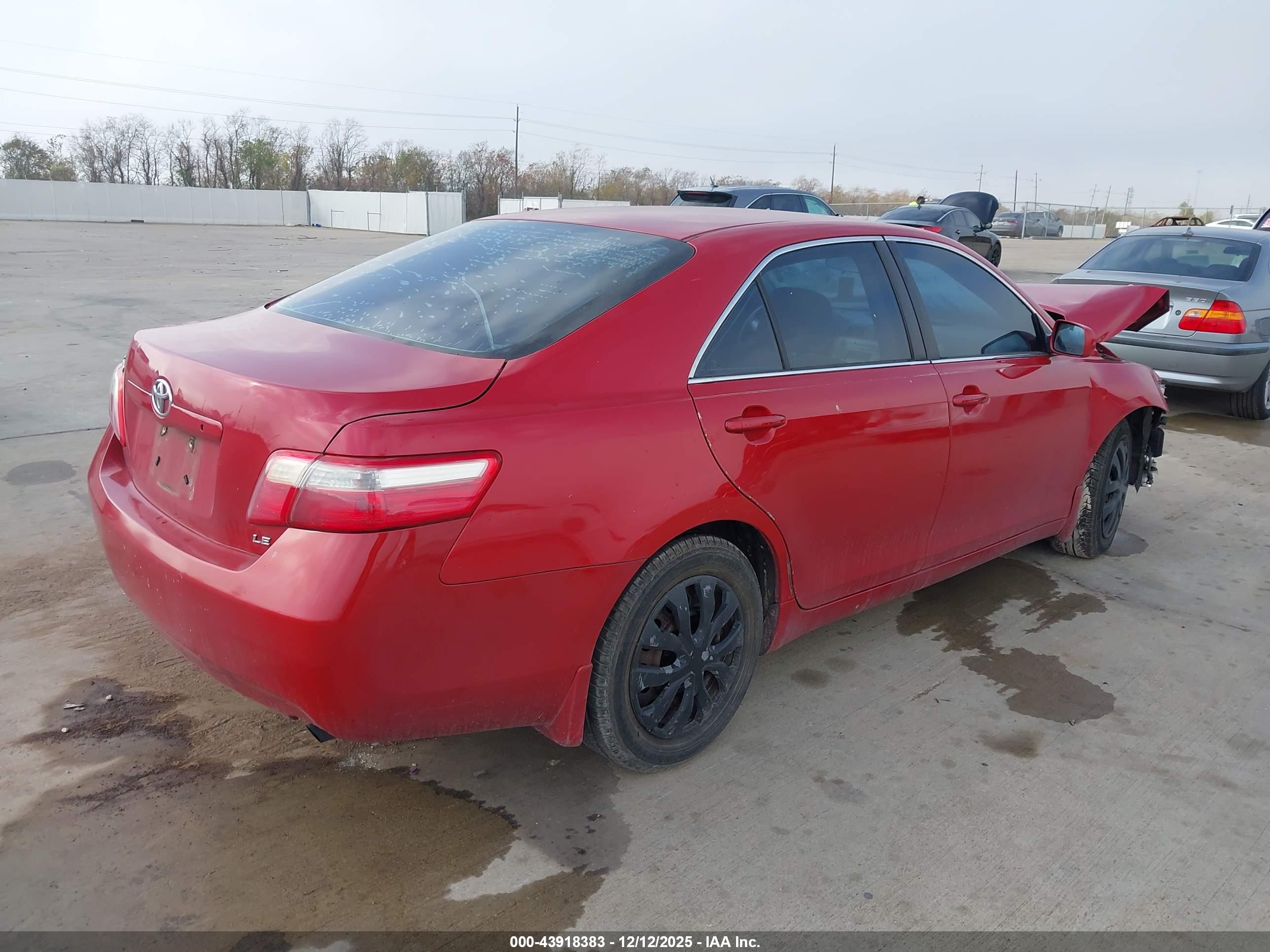 TOYOTA CAMRY image 4
