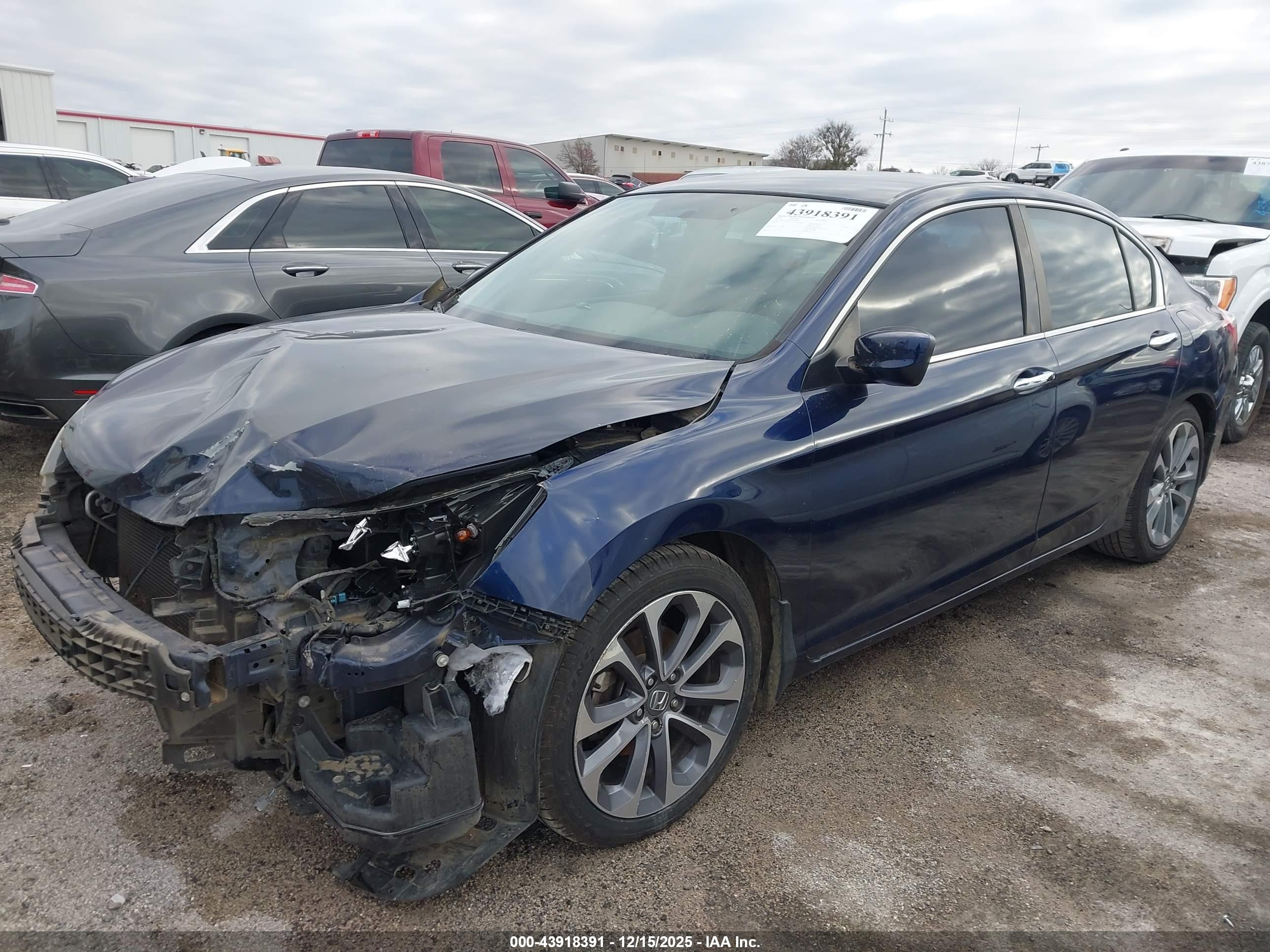 HONDA ACCORD image 2