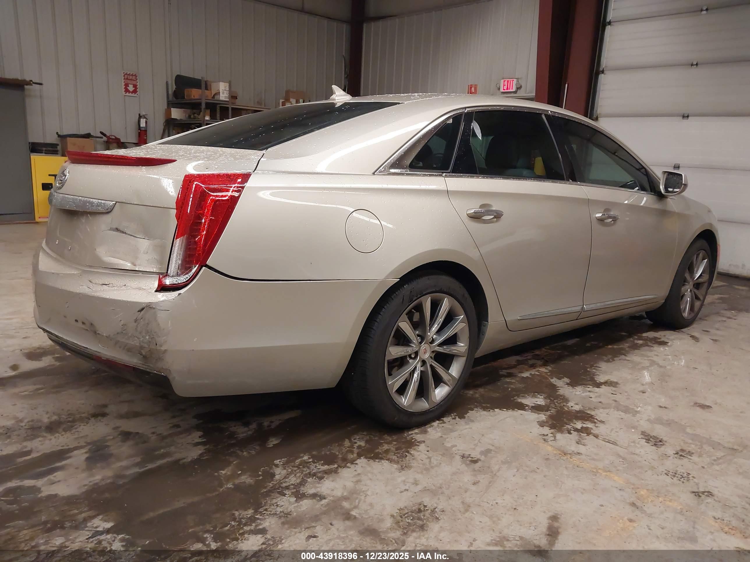 CADILLAC XTS image 4