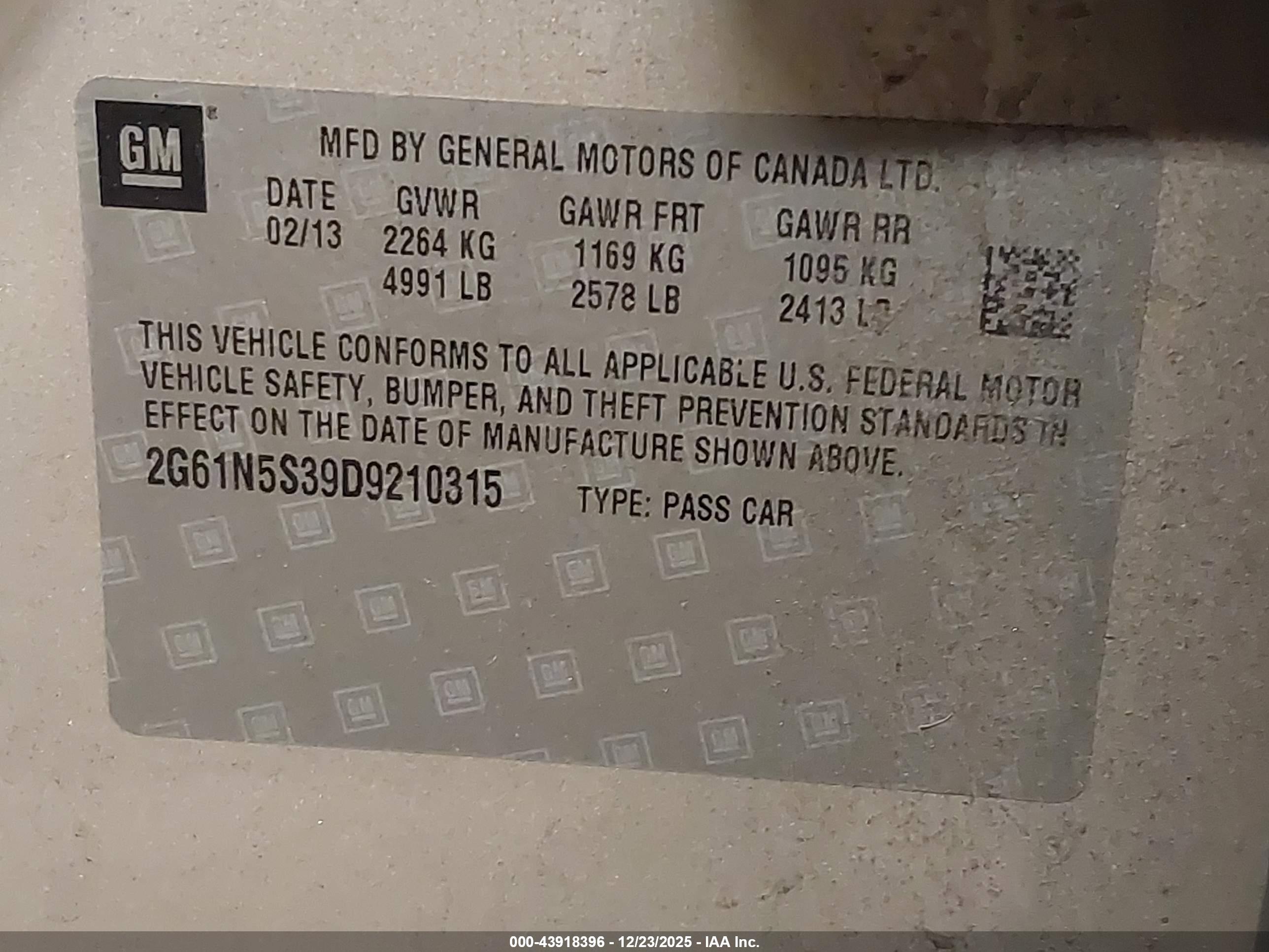 CADILLAC XTS image 9