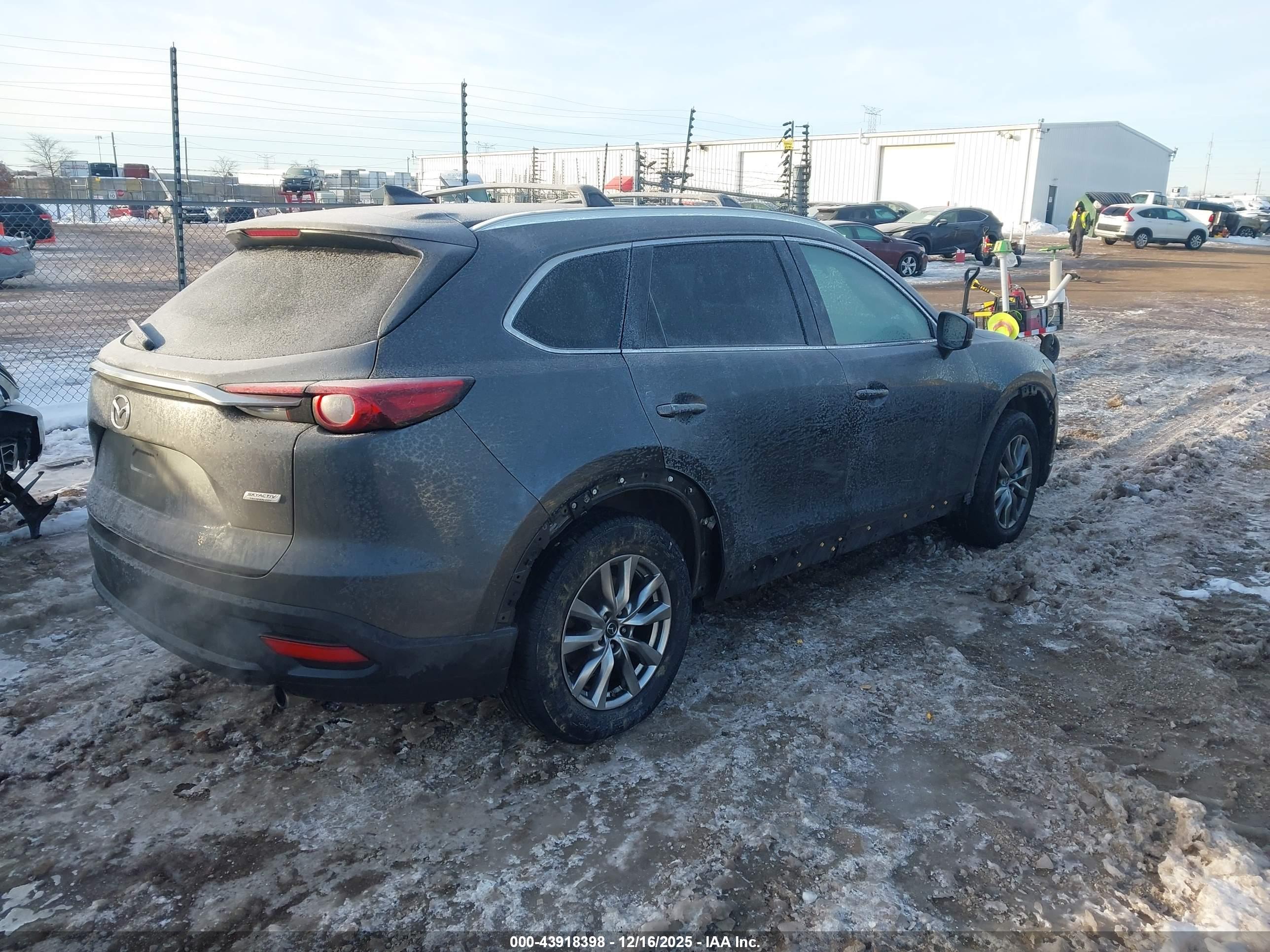 MAZDA CX-9 image 4