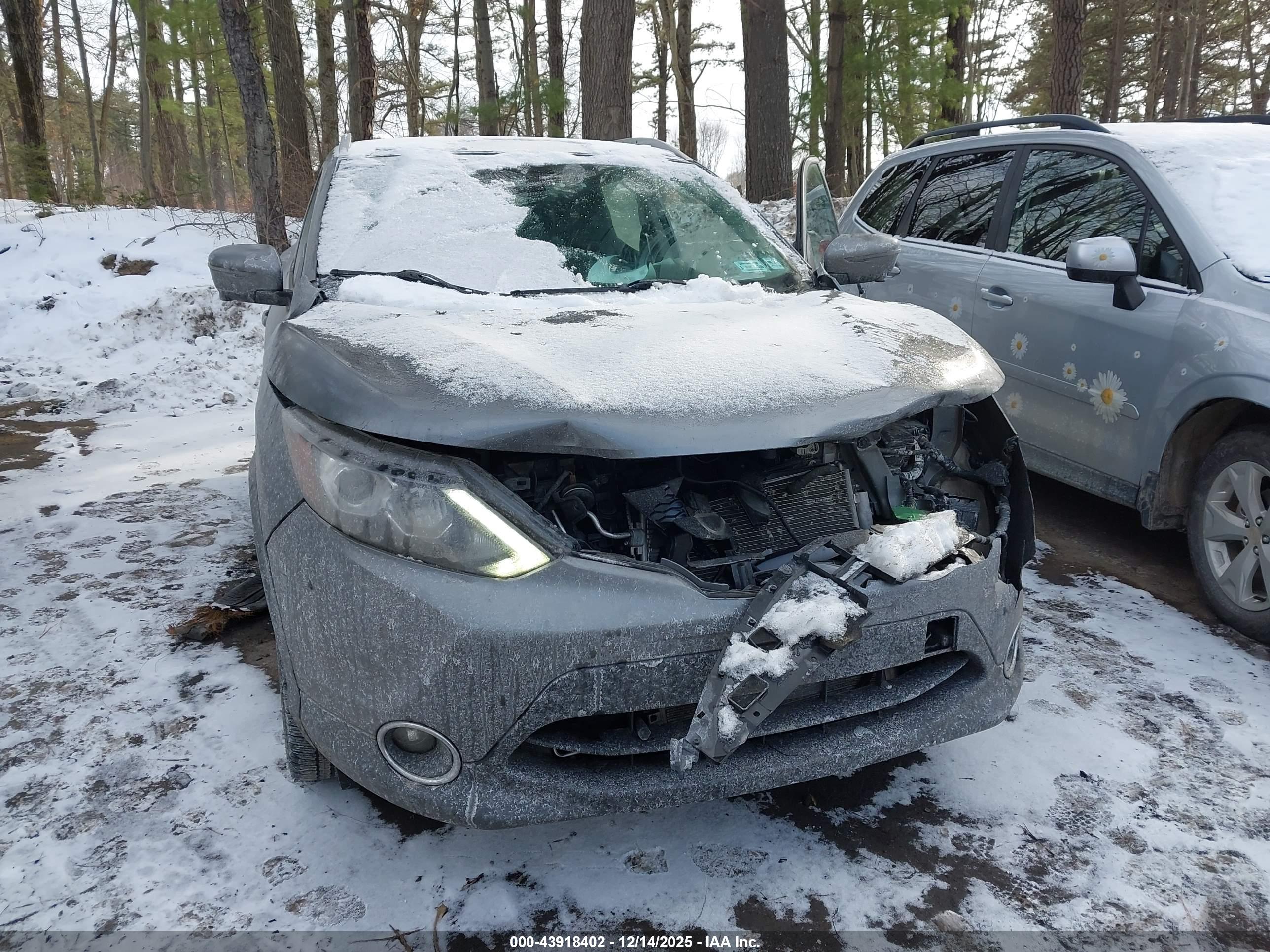 NISSAN ROGUE image 6