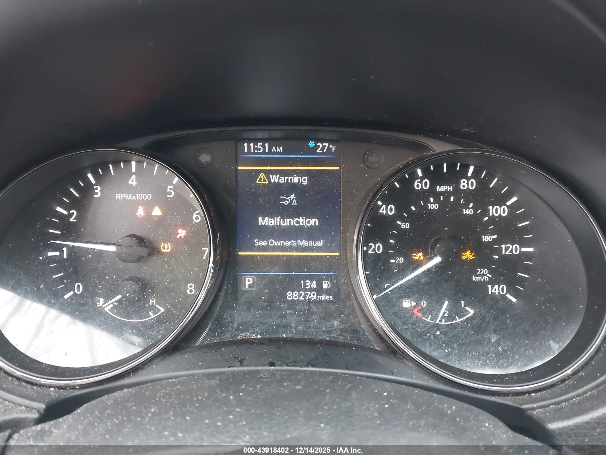 NISSAN ROGUE image 7