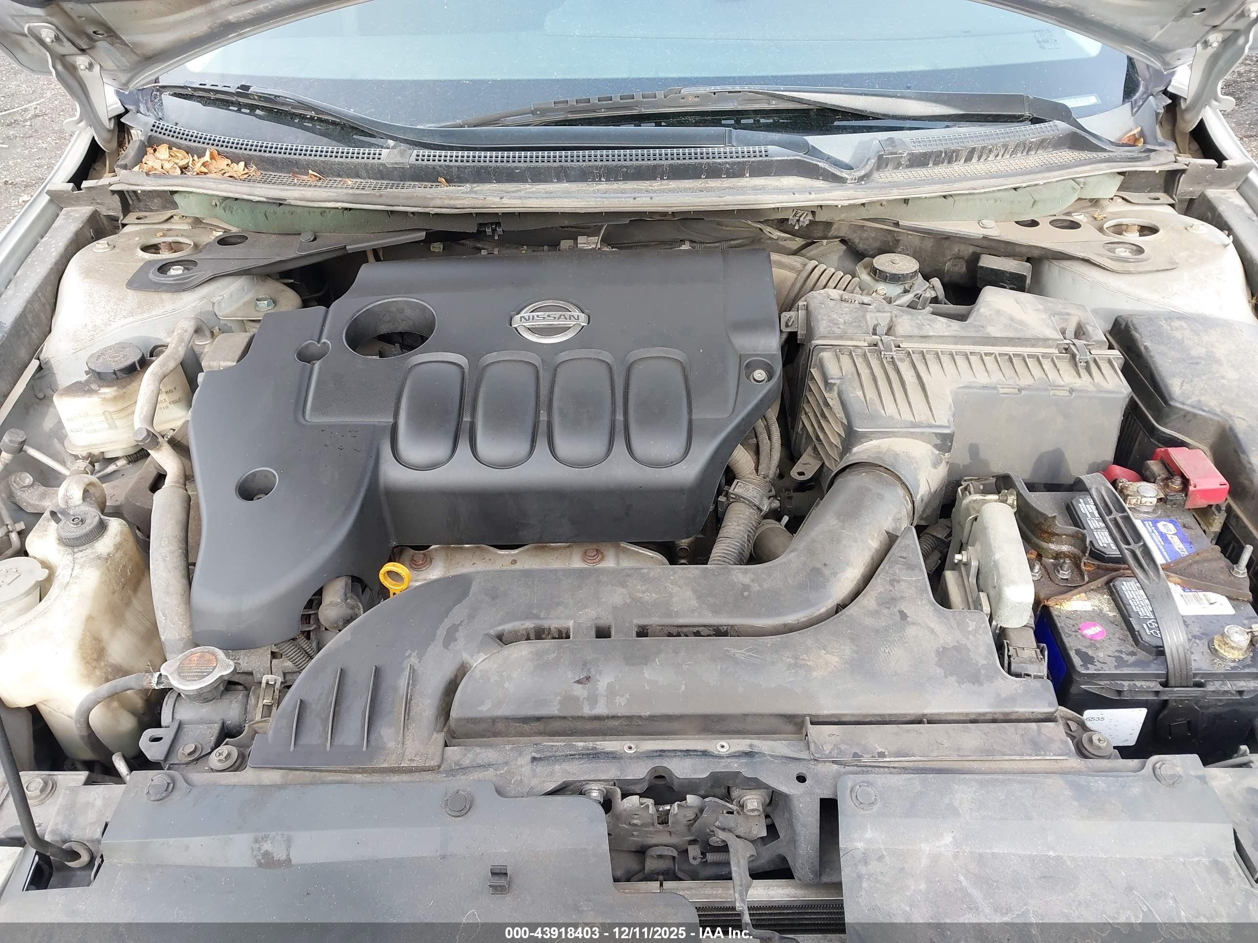 NISSAN ALTIMA image 10