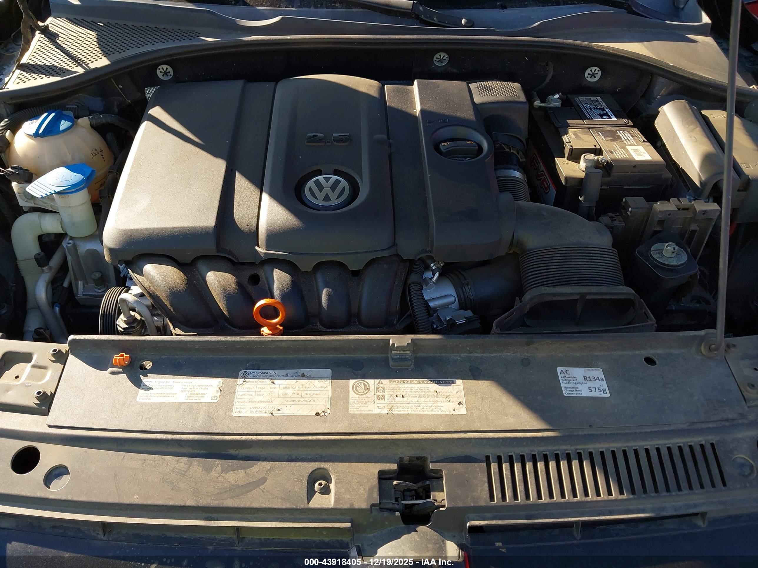 VOLKSWAGEN PASSAT image 10