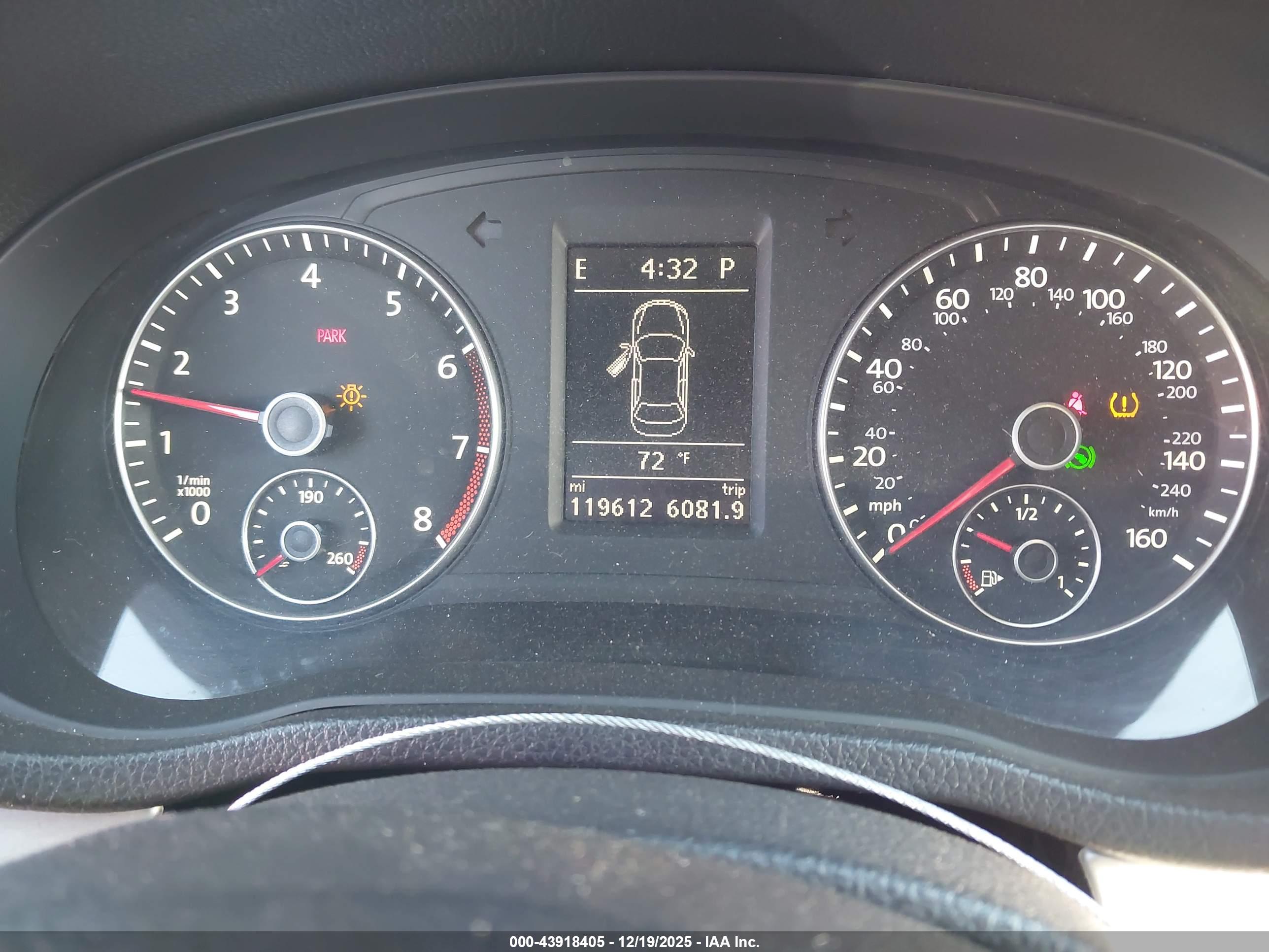 VOLKSWAGEN PASSAT image 7