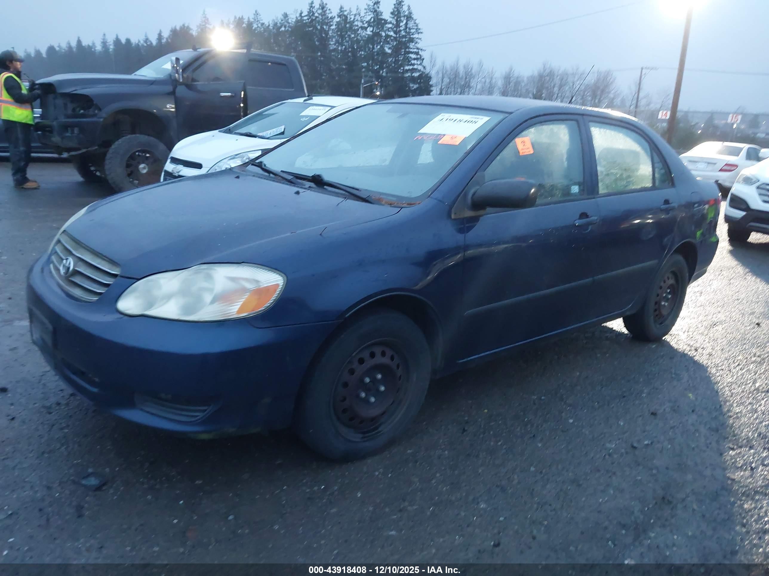 TOYOTA COROLLA image 2