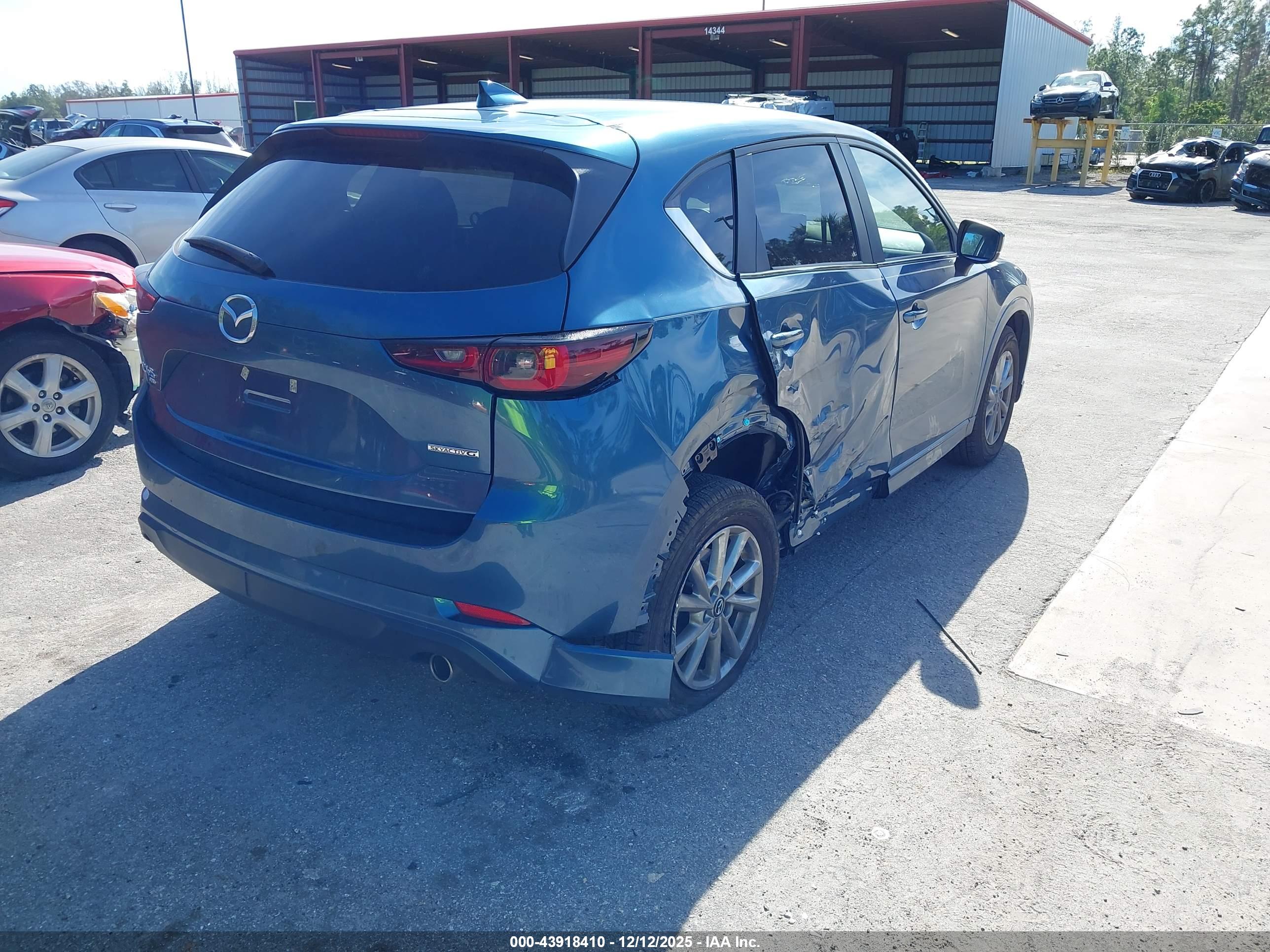 MAZDA CX-5 image 6