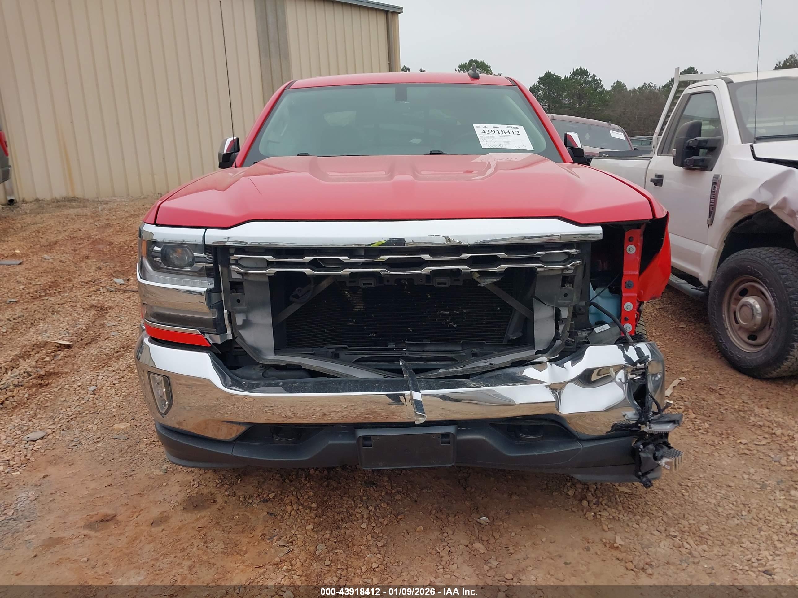 CHEVROLET SILVERADO image 6