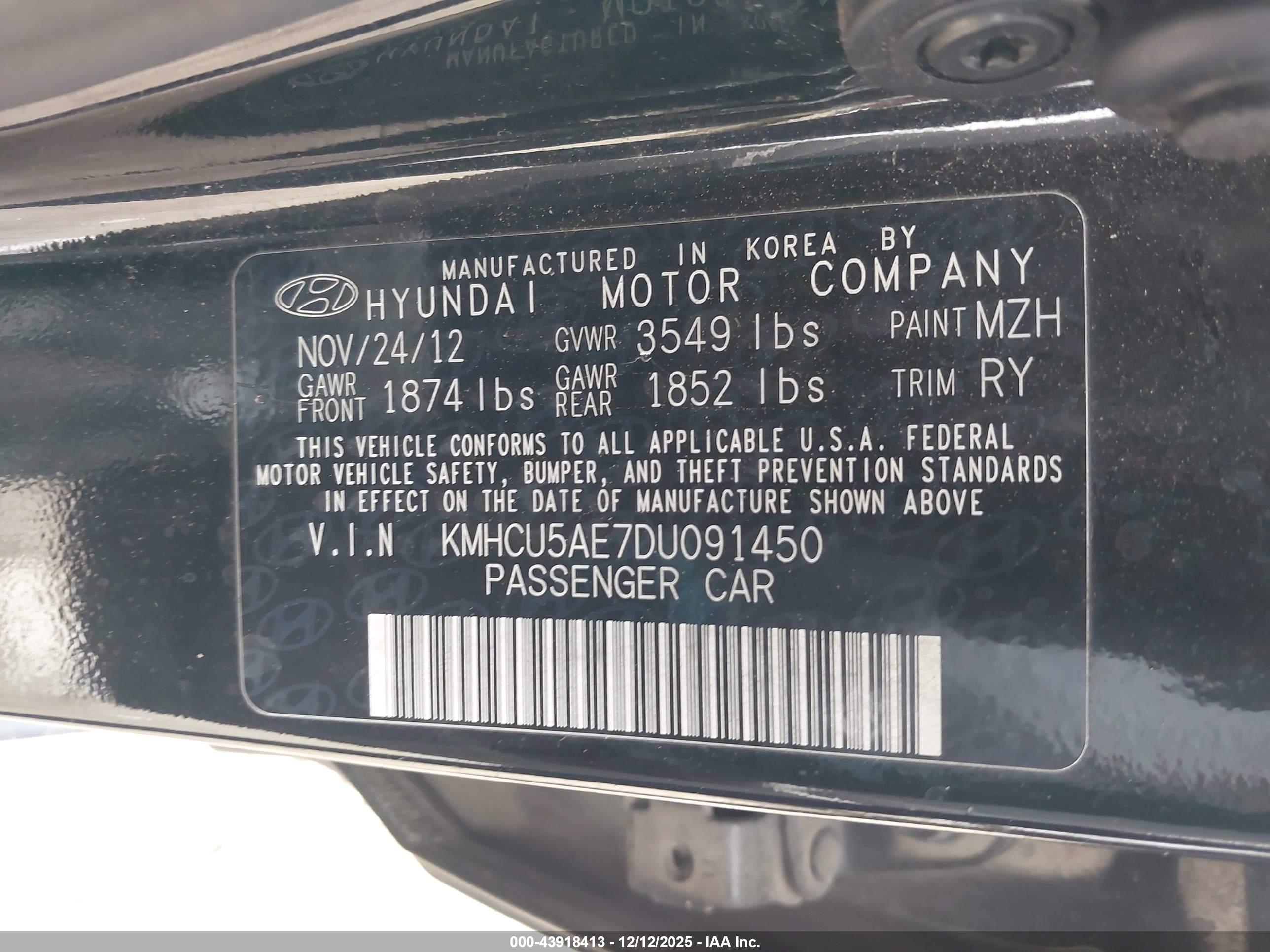 HYUNDAI ACCENT image 9