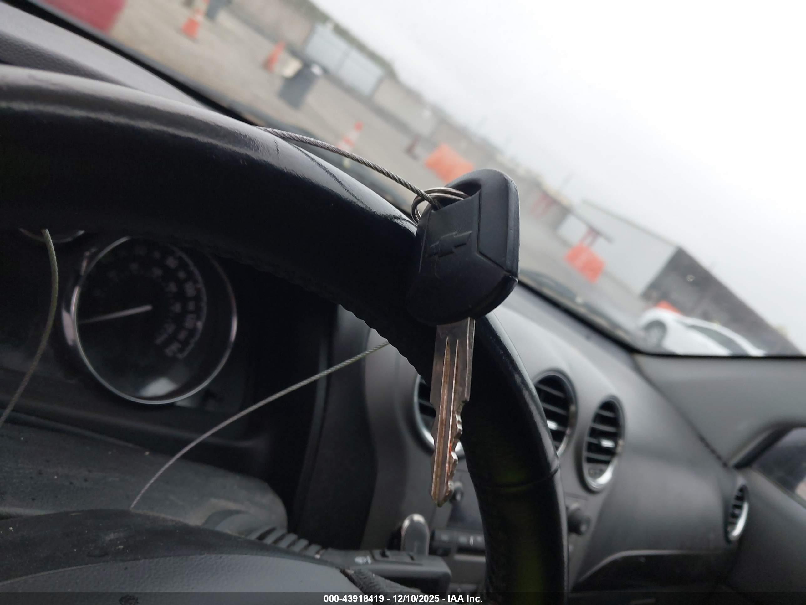 CHEVROLET CAPTIVA image 11