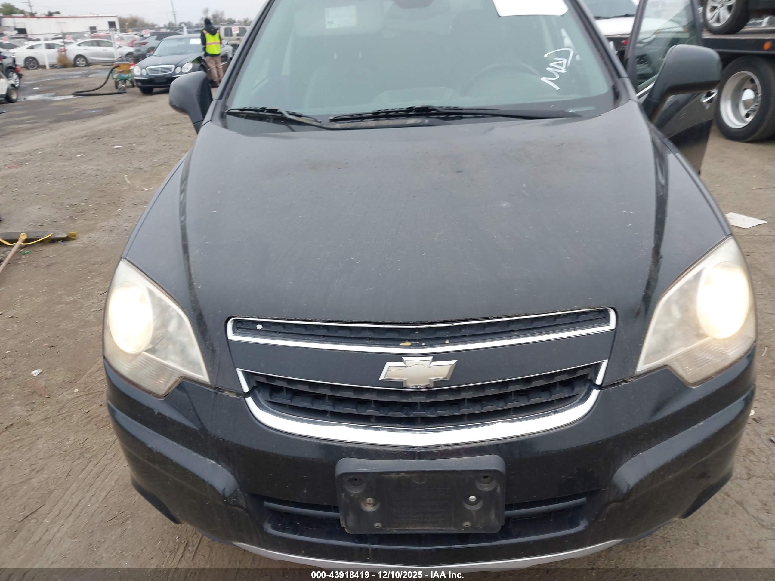 CHEVROLET CAPTIVA image 6