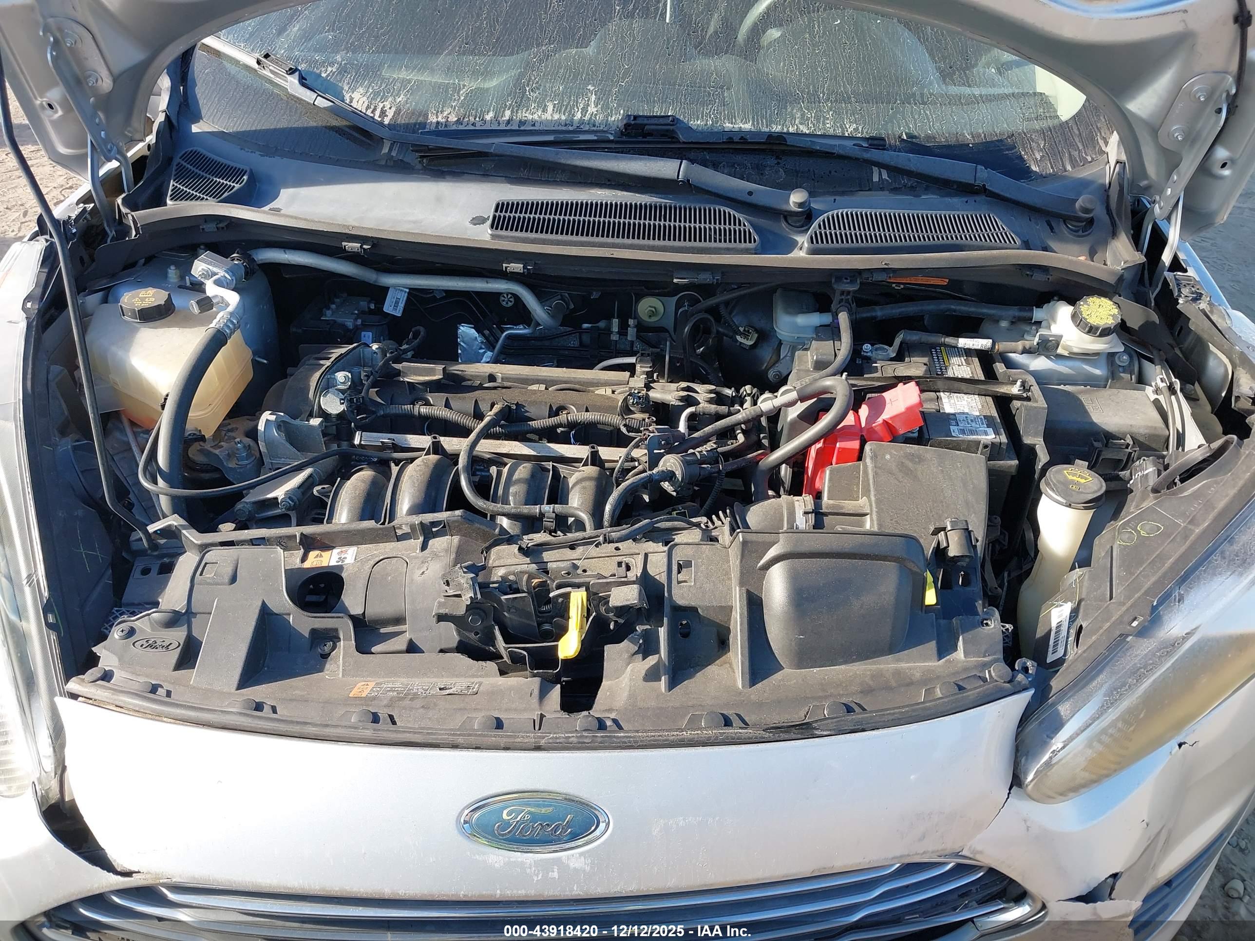 FORD FIESTA image 10