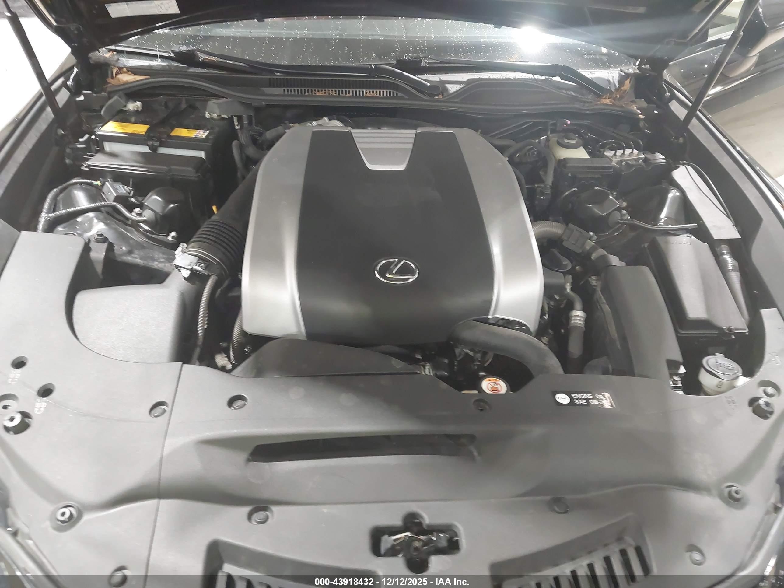 LEXUS RC image 10