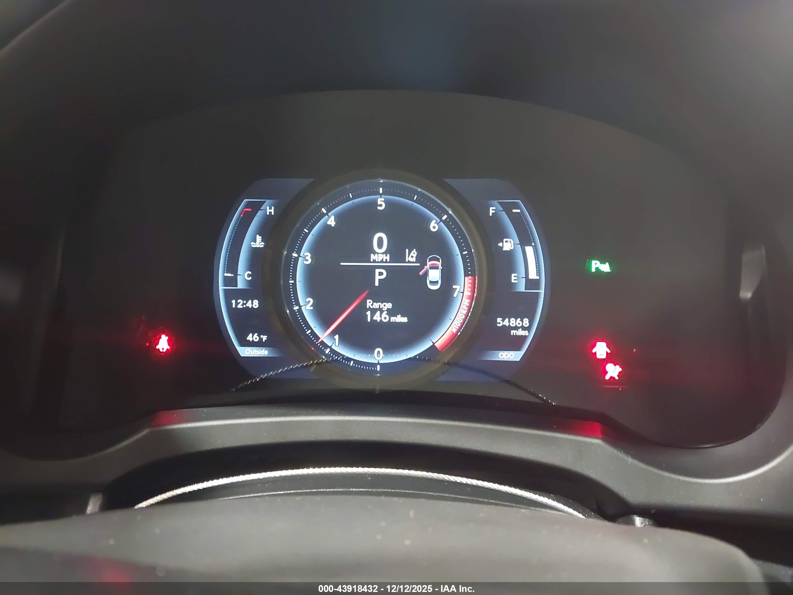 LEXUS RC image 7